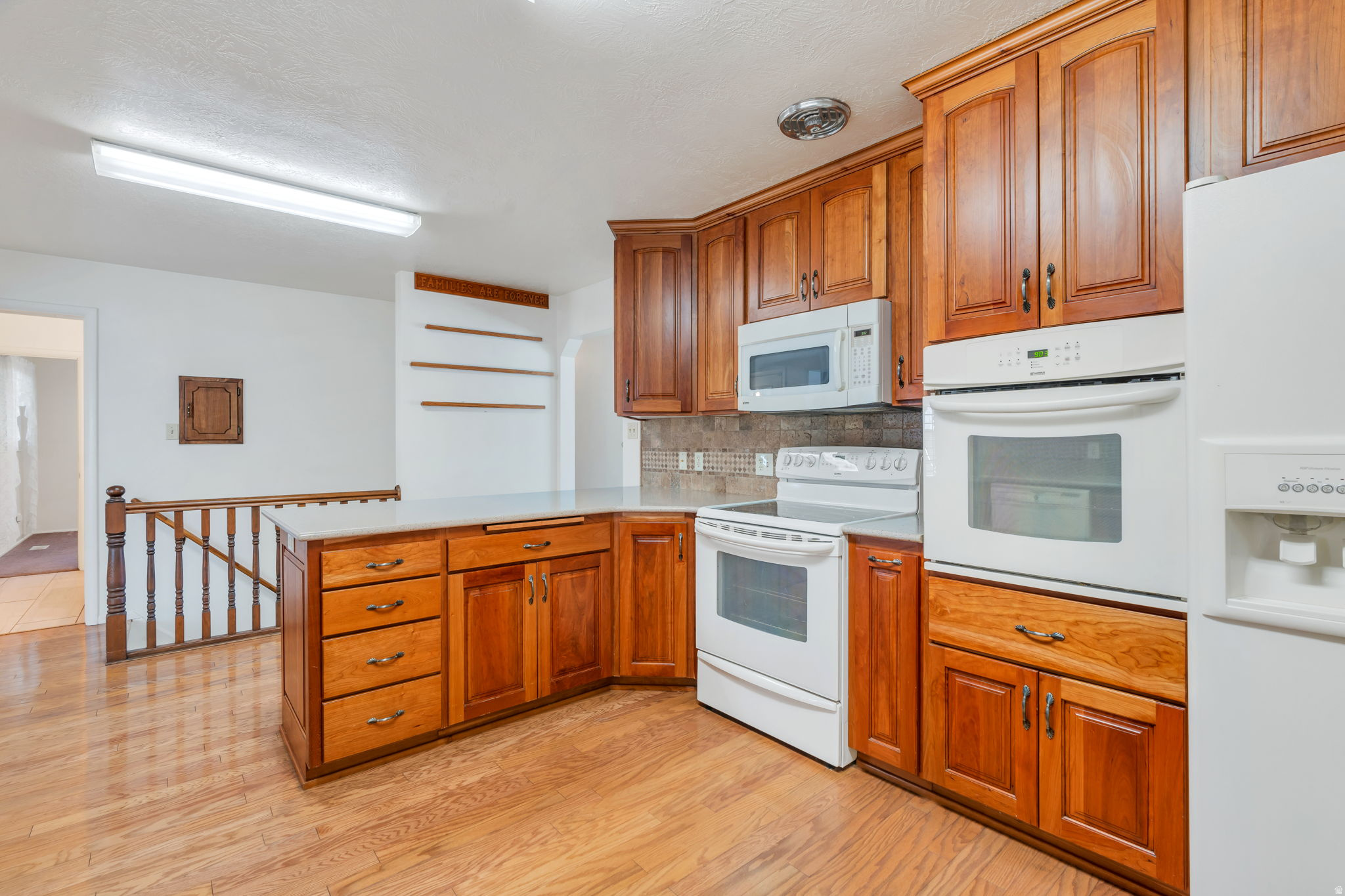 DIXON ACRS. - Residential