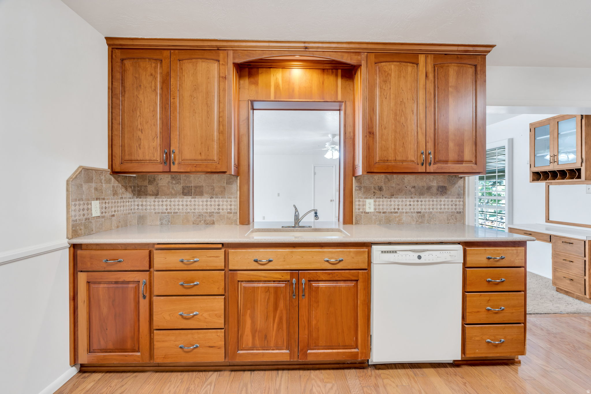 DIXON ACRS. - Residential