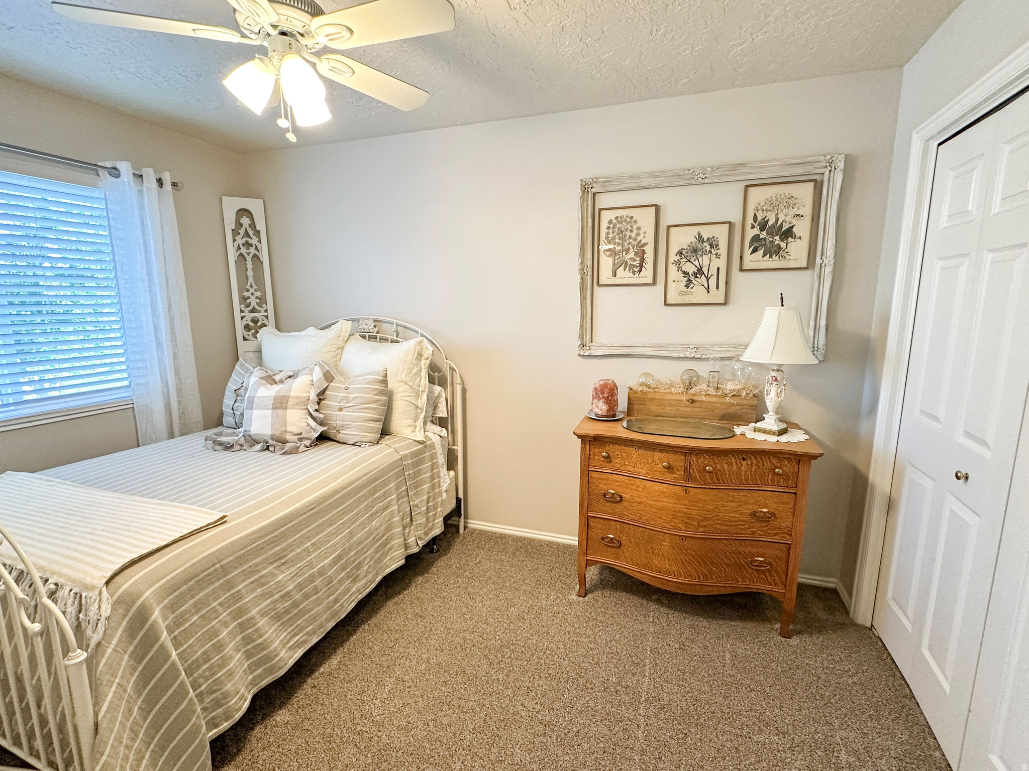 PHEASANT HOLLOW WEST - Residential