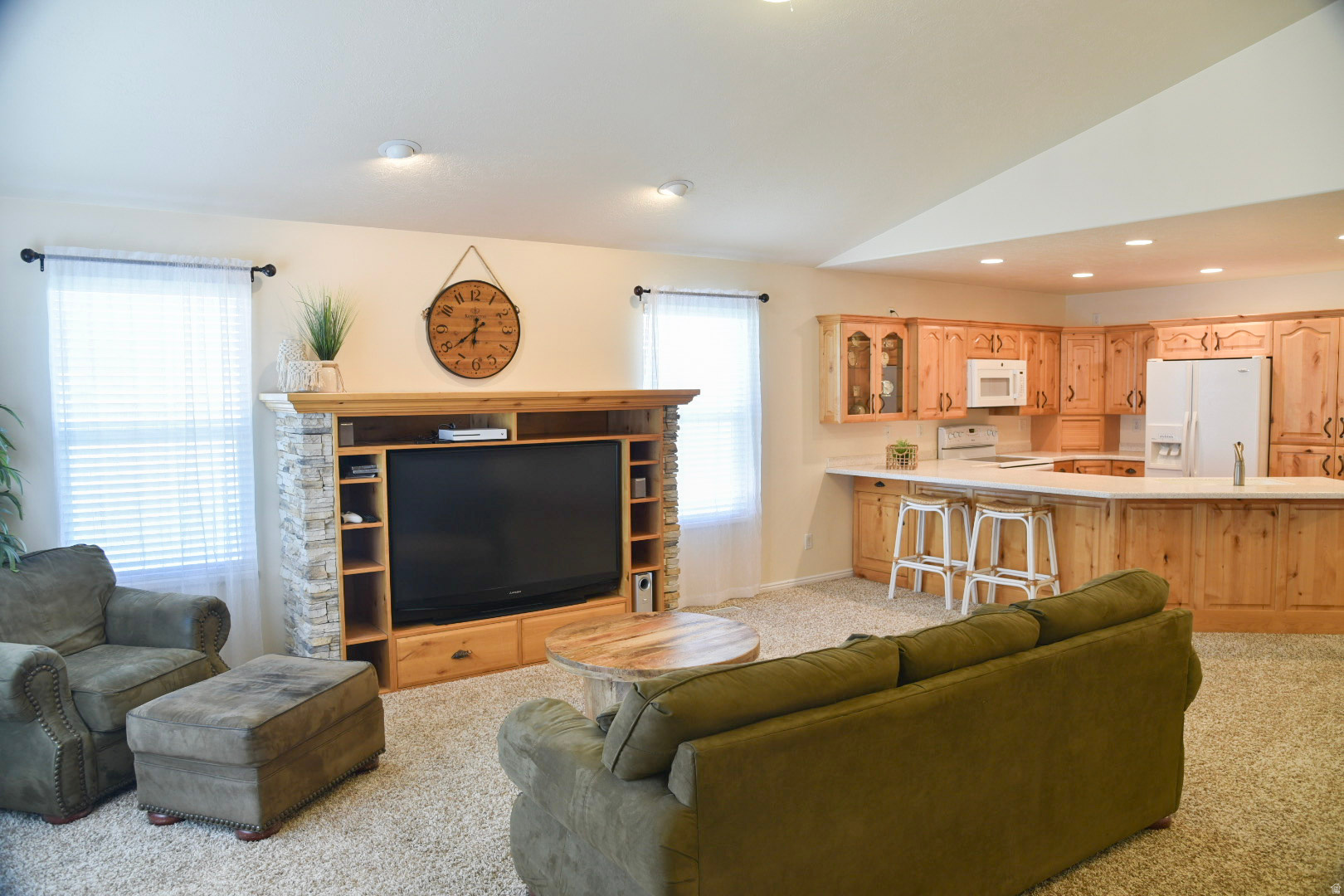 PHEASANT HOLLOW WEST - Residential