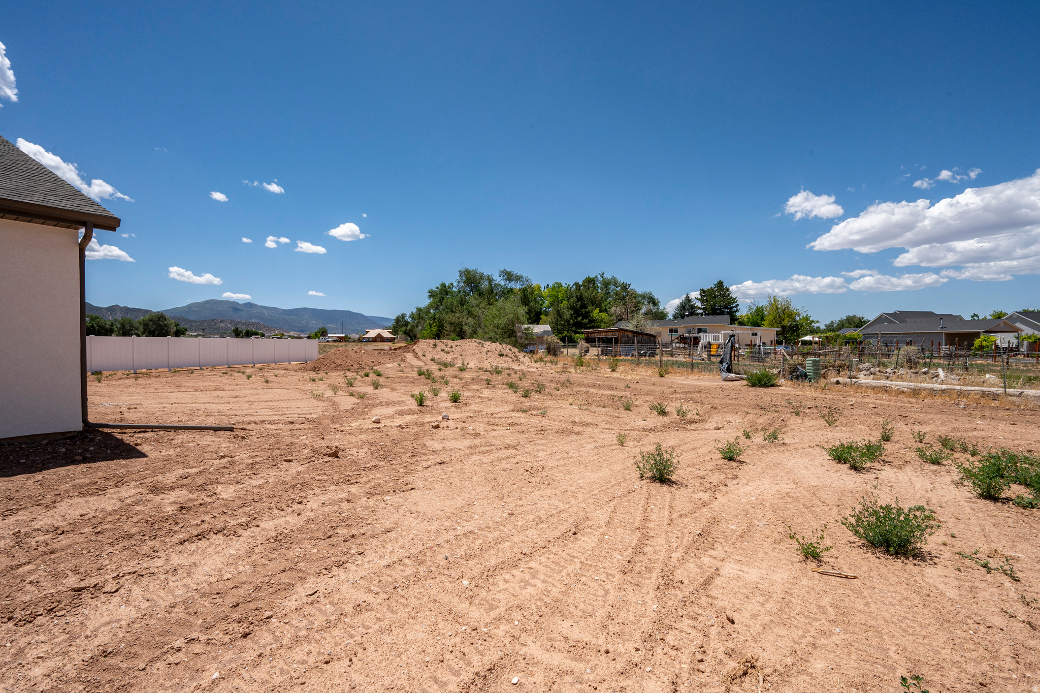 HAWKS LANDING - Residential