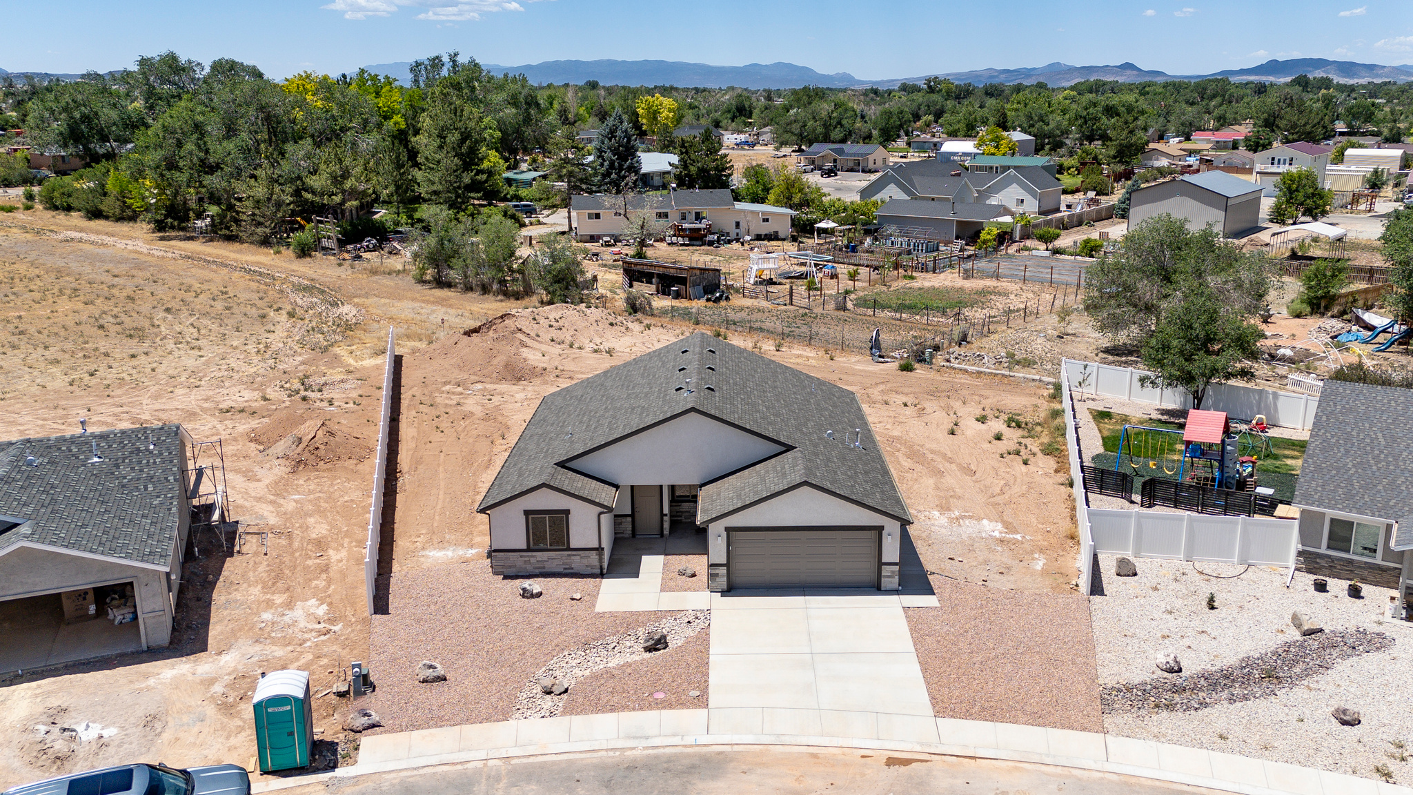HAWKS LANDING - Residential