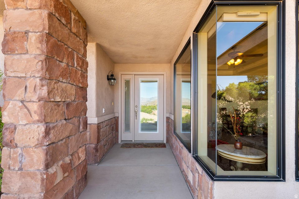 SPYGLASS HILL EST - Residential