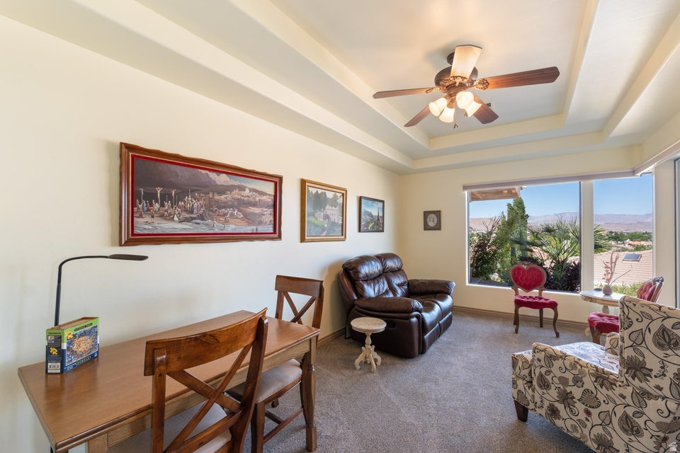 SPYGLASS HILL EST - Residential