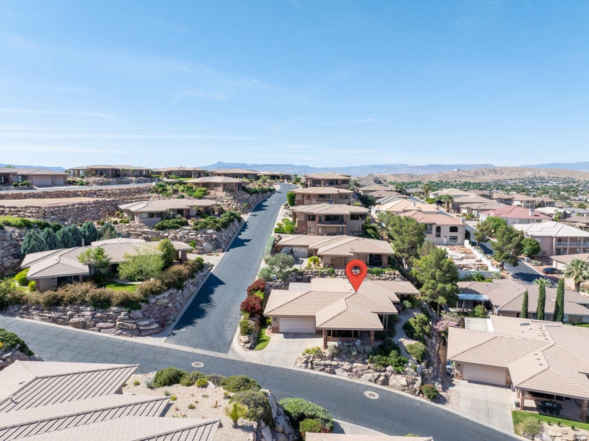 SPYGLASS HILL EST - Residential