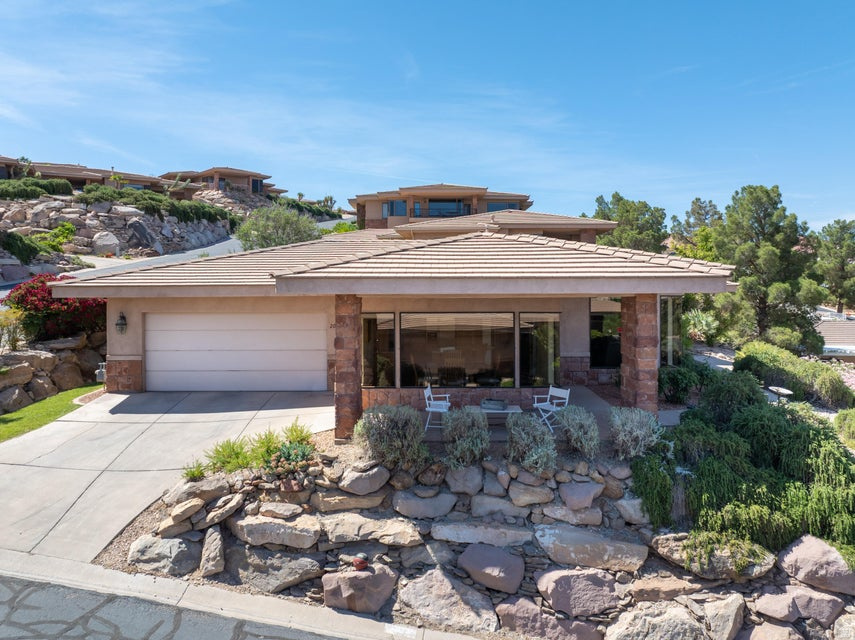 SPYGLASS HILL EST - Residential
