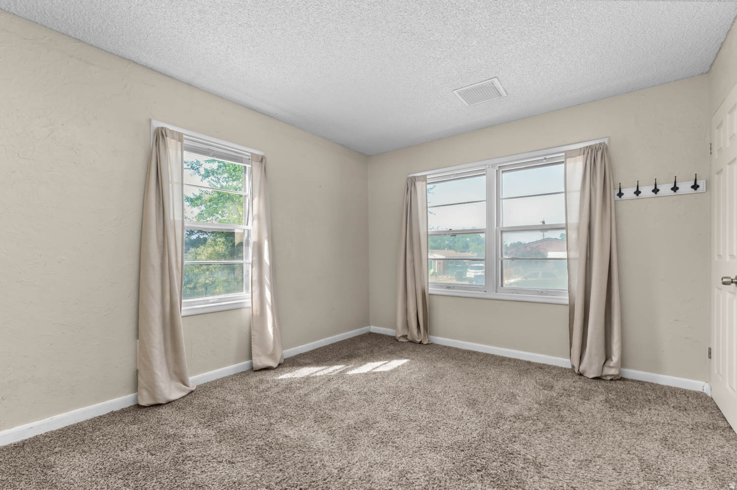 OQUIRRH HILLS - Residential