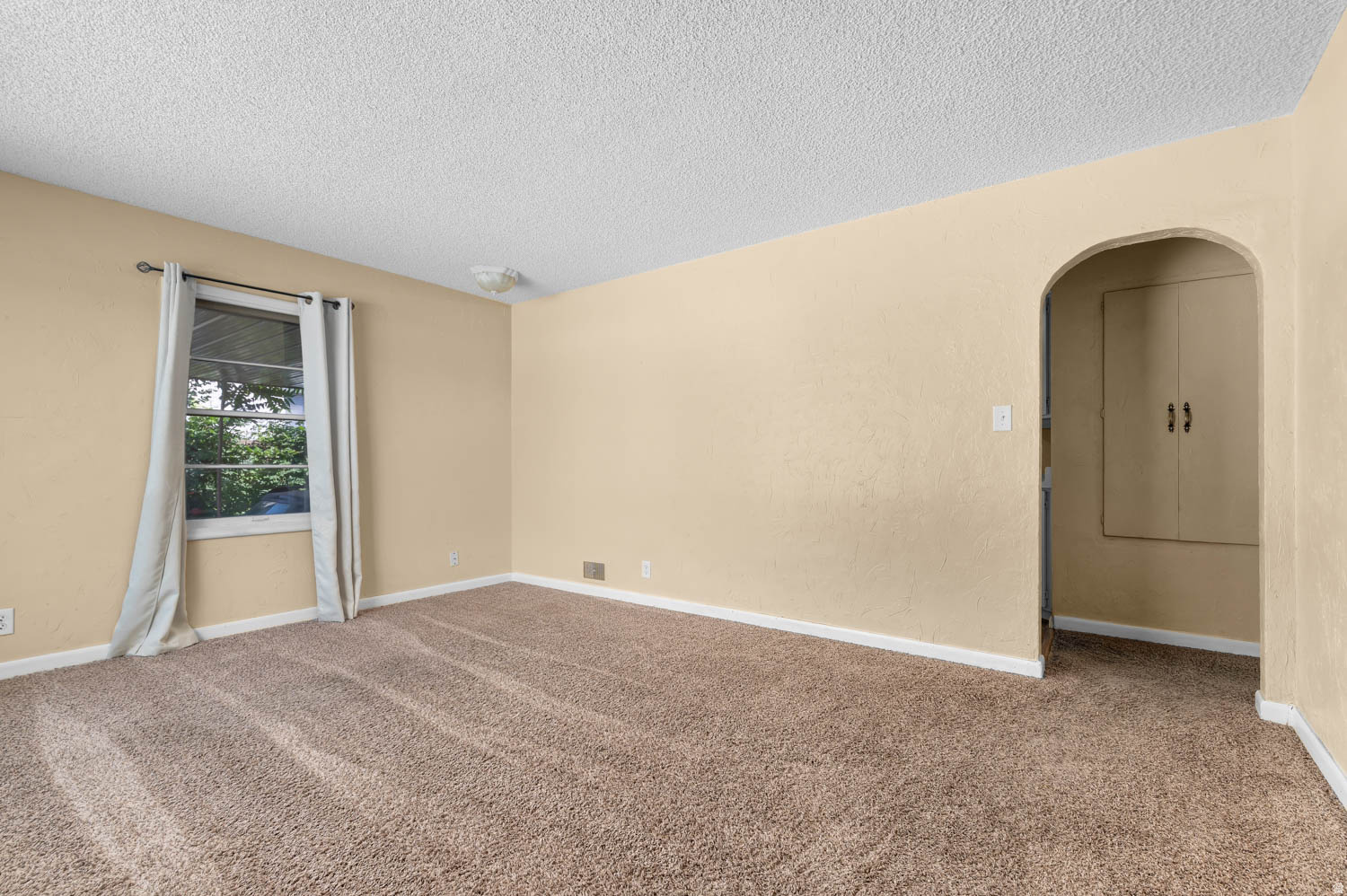 OQUIRRH HILLS - Residential