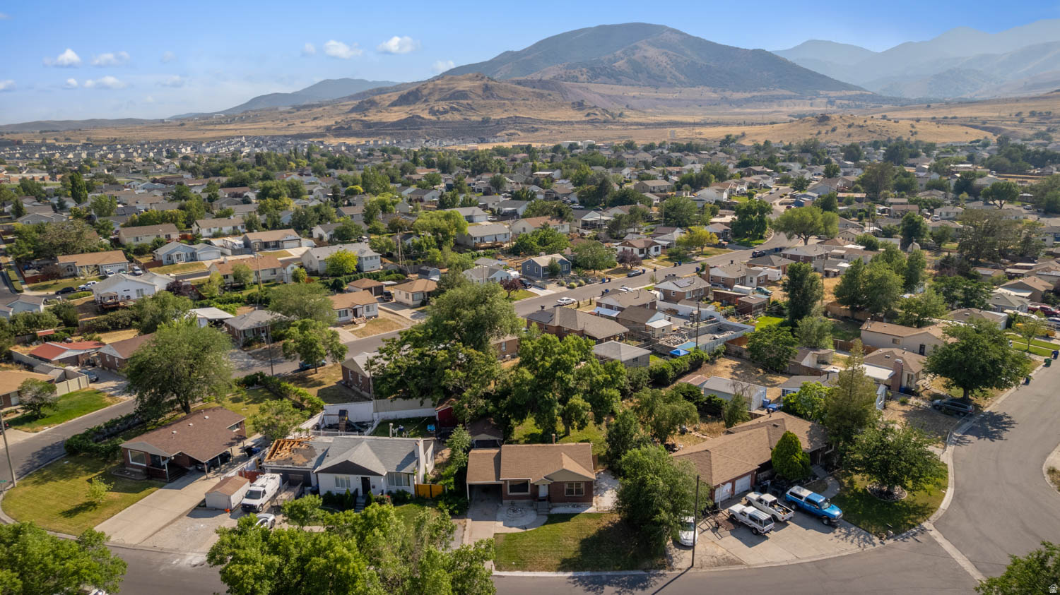 OQUIRRH HILLS - Residential