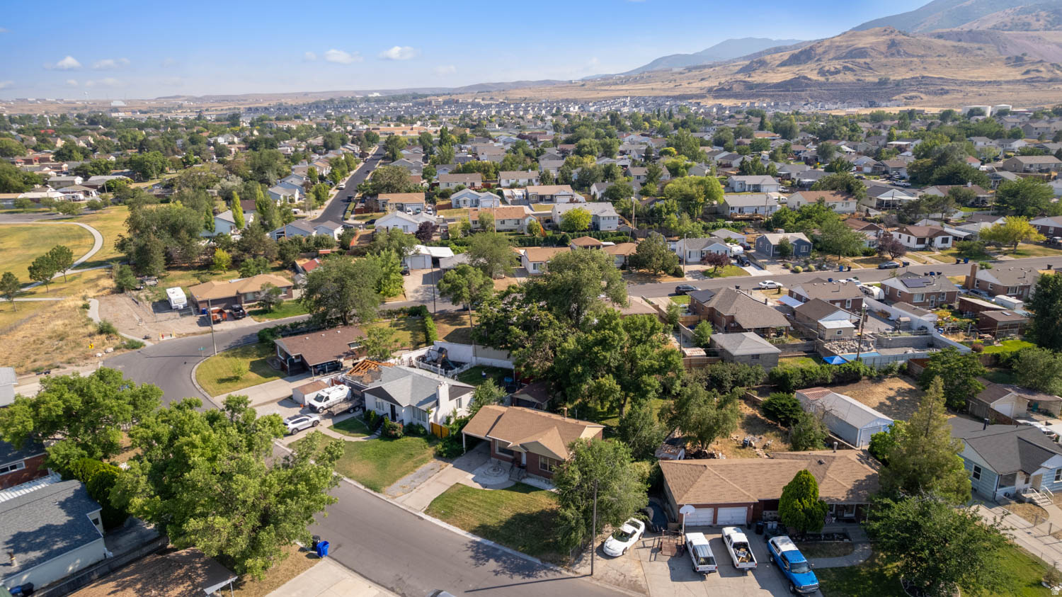 OQUIRRH HILLS - Residential