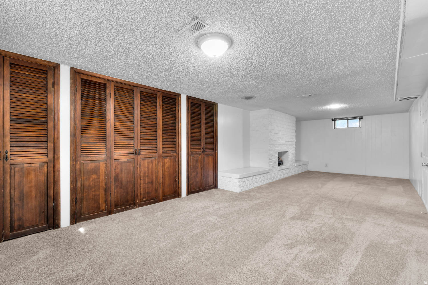 OQUIRRH HILLS - Residential