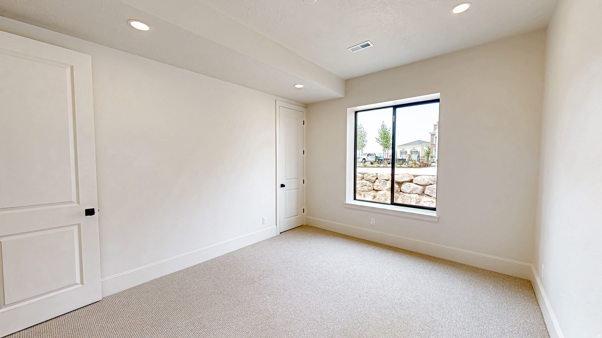 SUMMIT CREEK - Residential