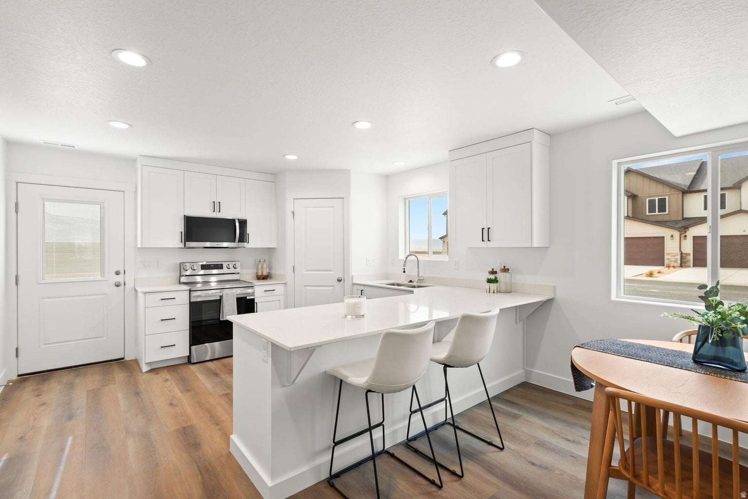 CEDAR BREAKS - Residential