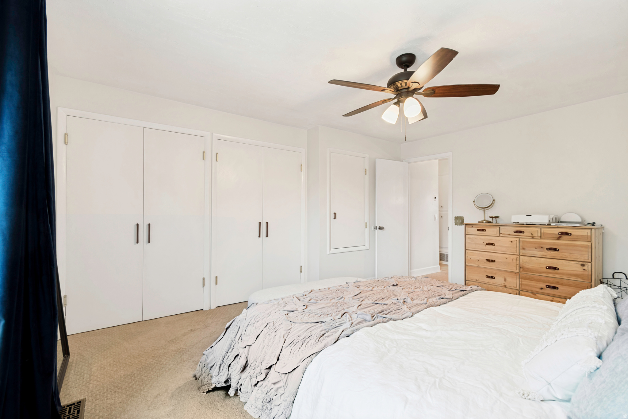 GEORGETOWN SQUARE - Residential