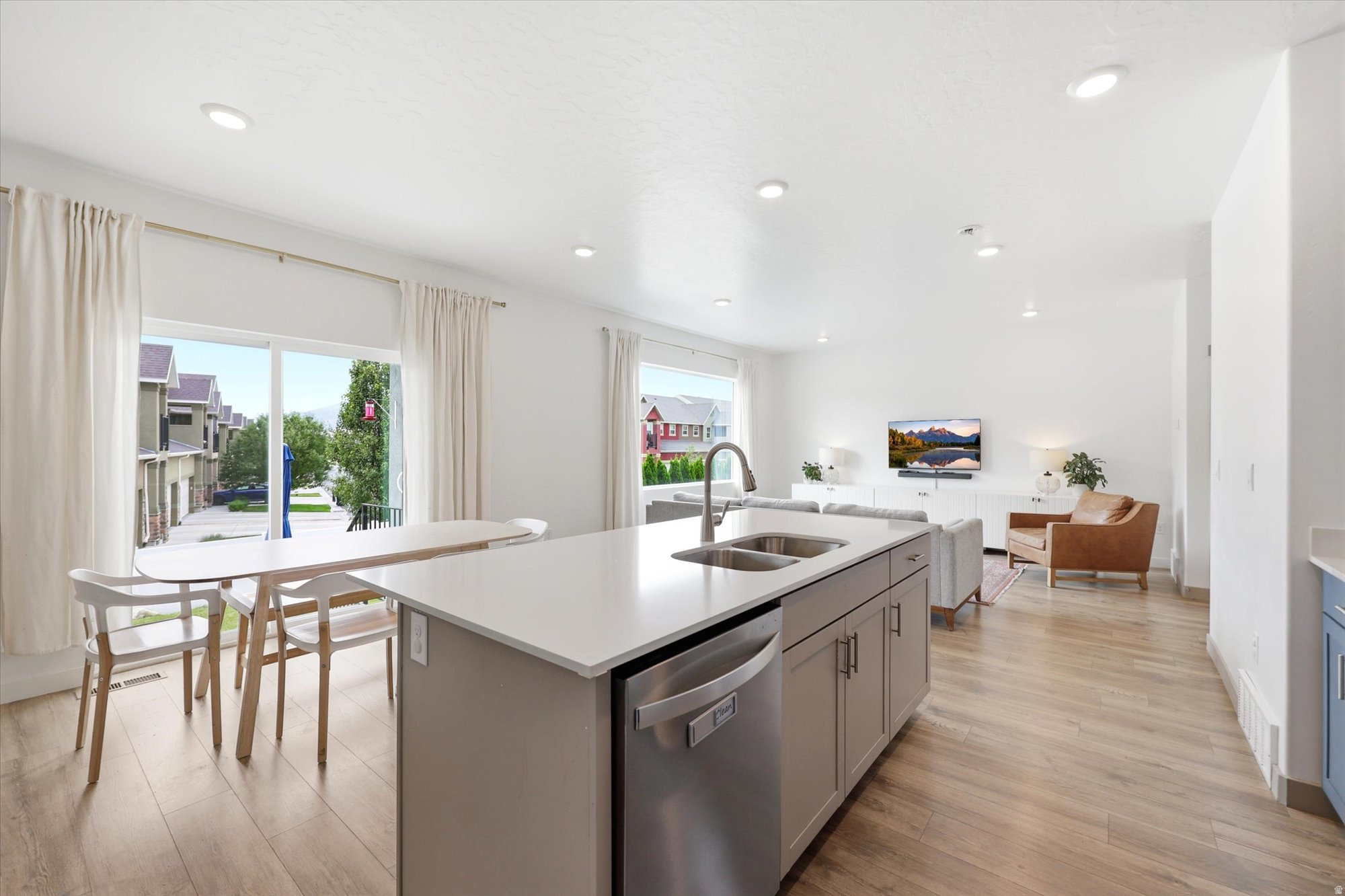 COLD SPRING RANCH - Residential