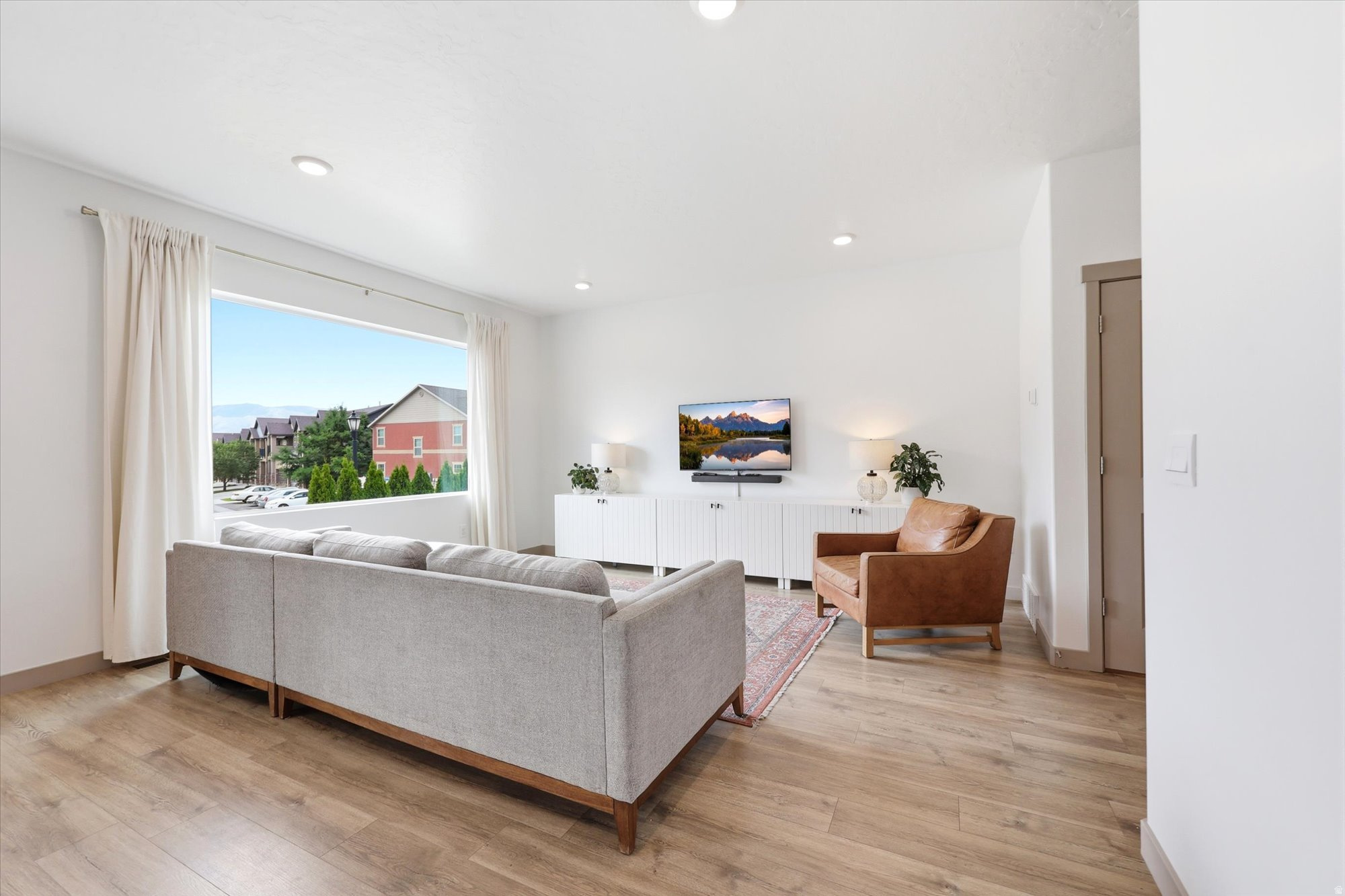 COLD SPRING RANCH - Residential