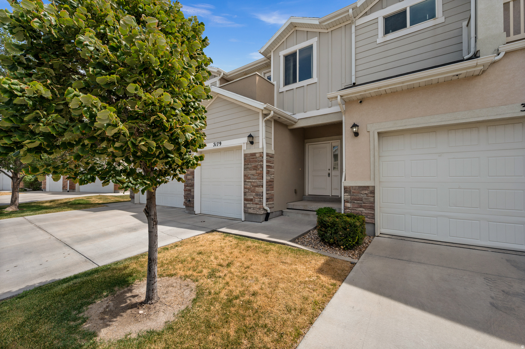 THANKSGIVING MEADOWS - Residential
