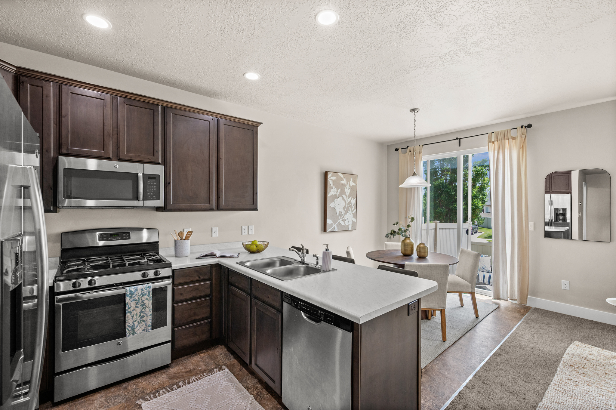 THANKSGIVING MEADOWS - Residential