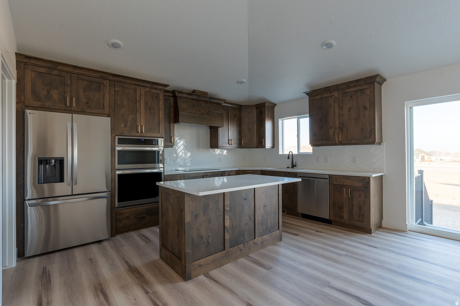 OVERLAKE ESTATES - Residential
