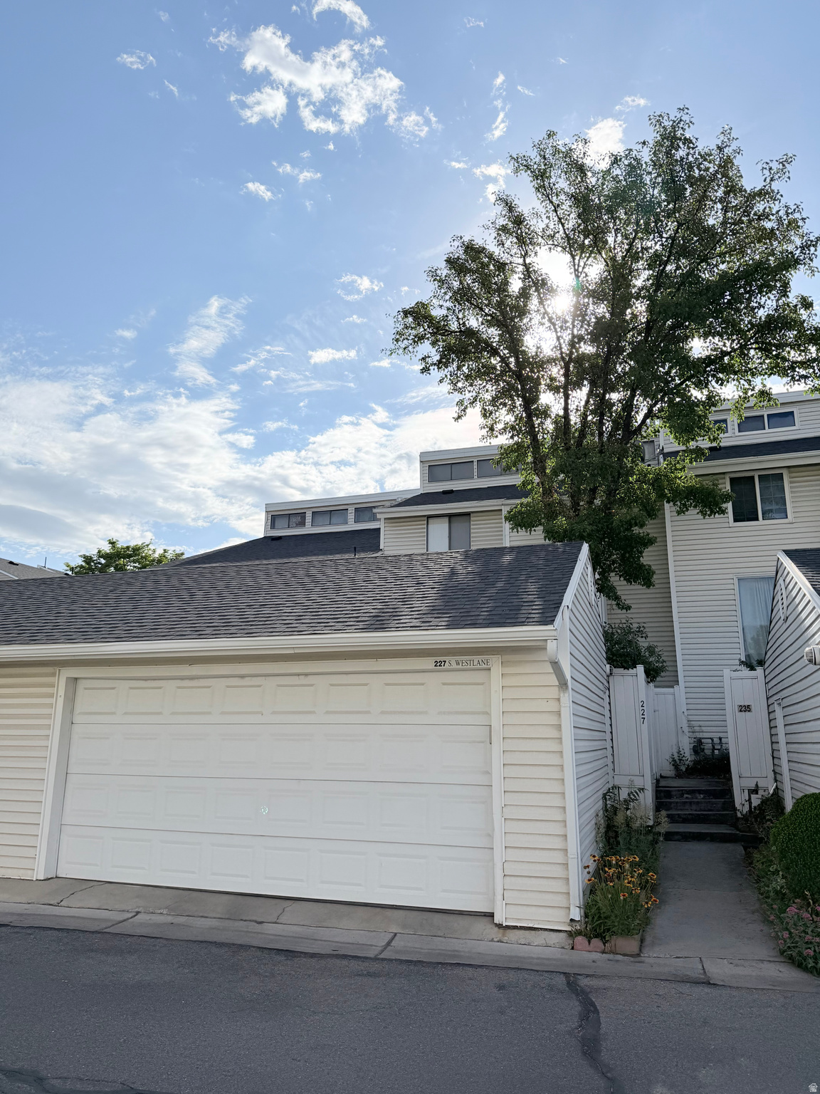 WESTBRIDGE - Residential