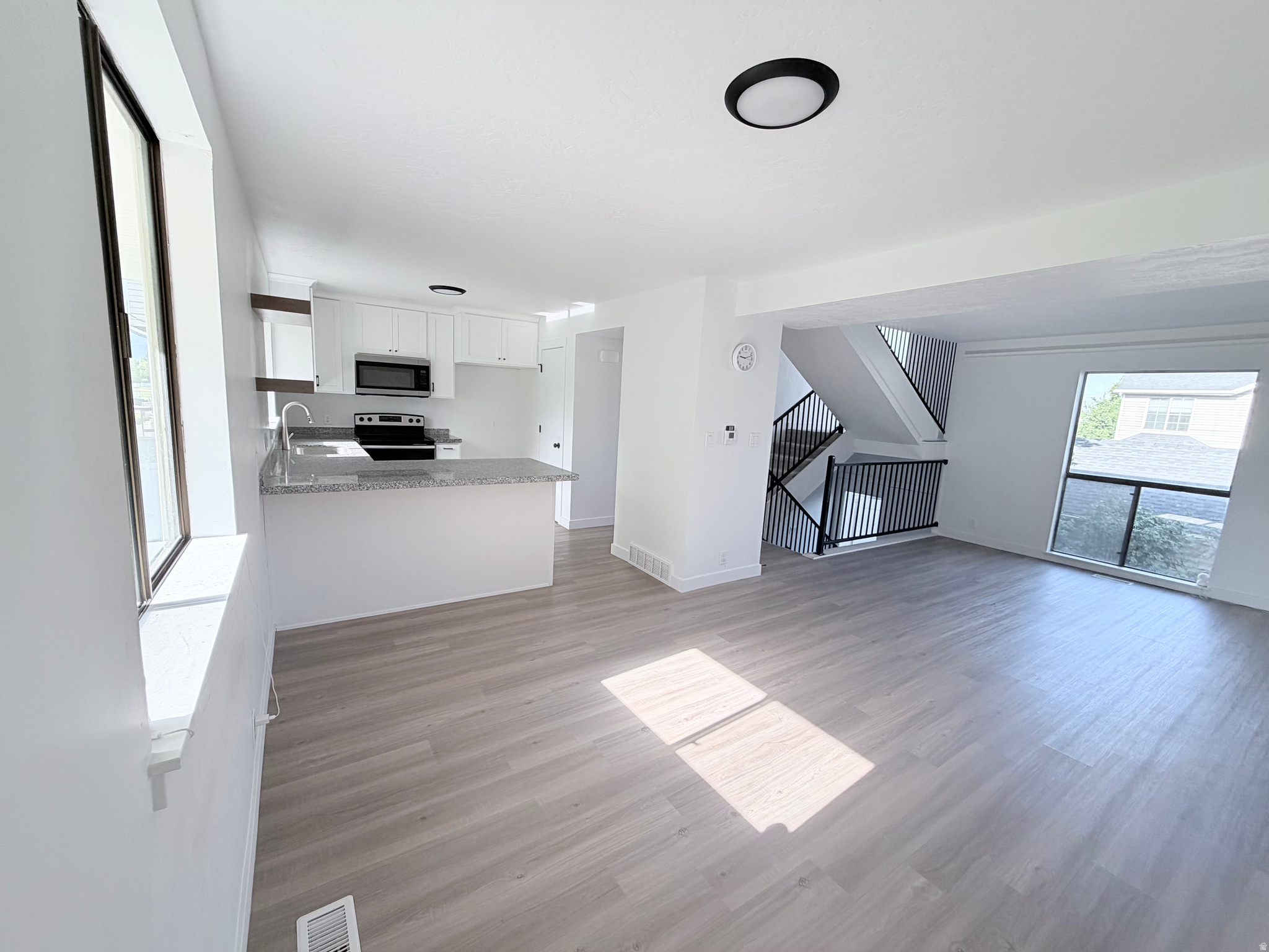 WESTBRIDGE - Residential