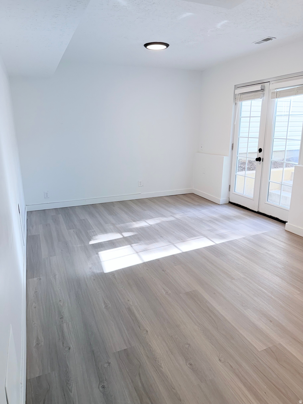WESTBRIDGE - Residential