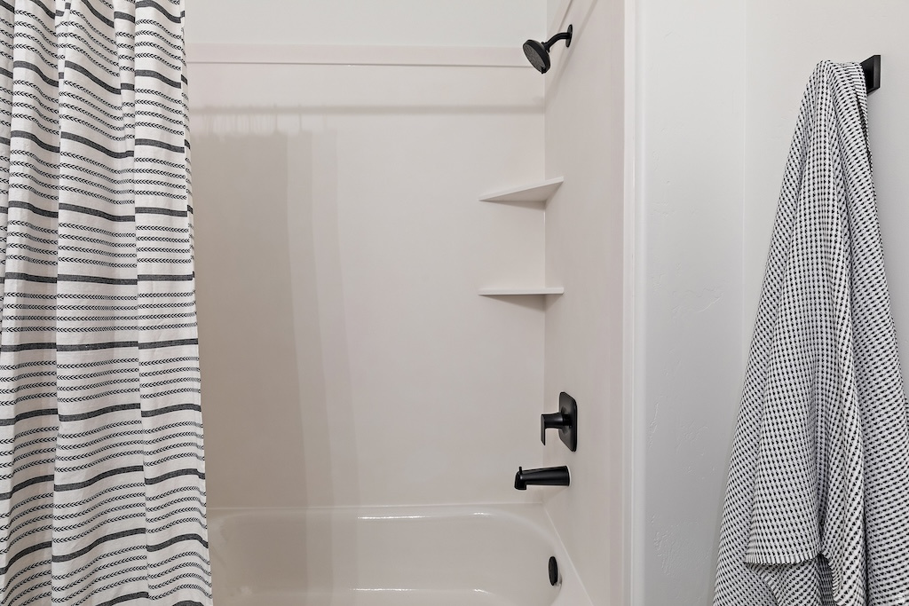 ROCKLAND TOWNHOMES - Residential