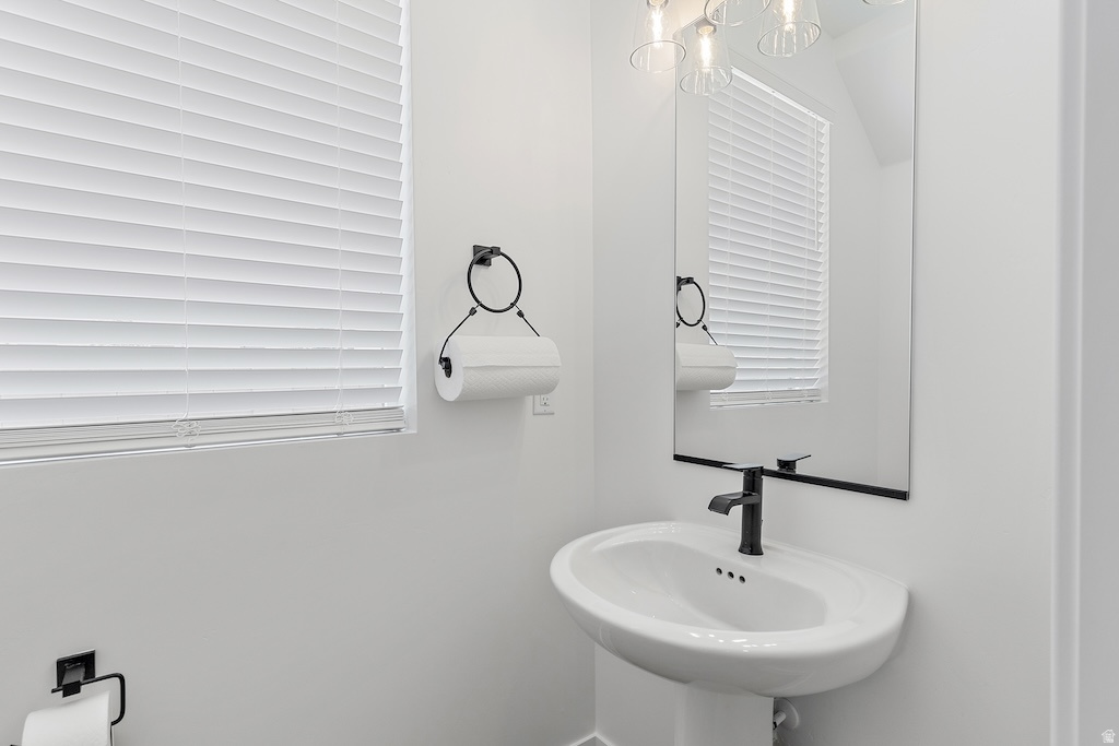 ROCKLAND TOWNHOMES - Residential