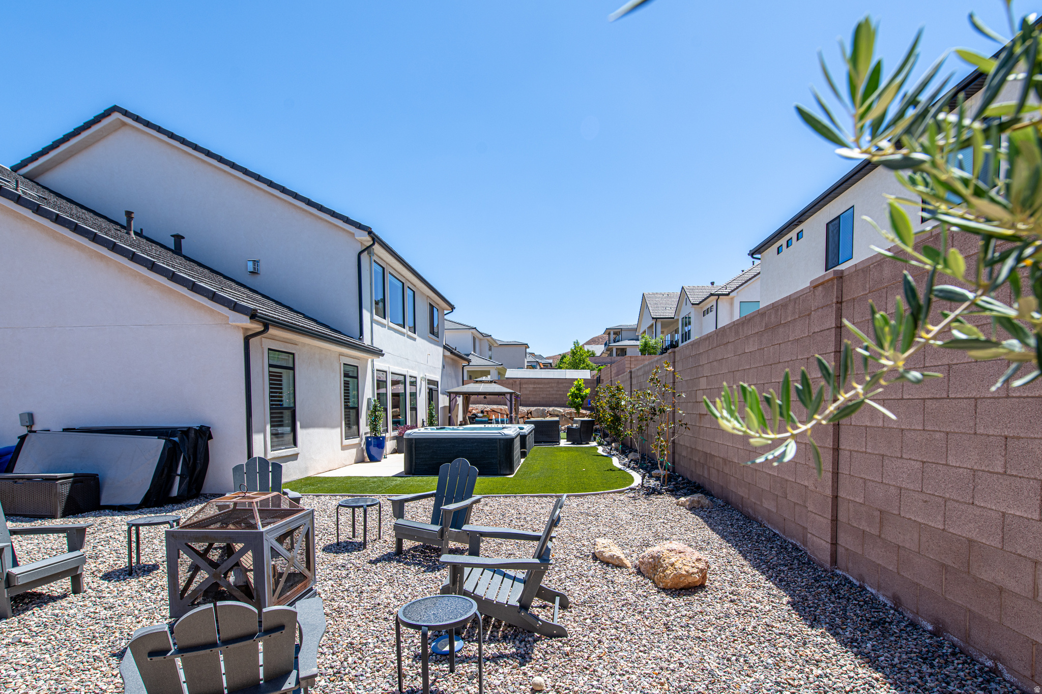 SHOOTING STAR PH 1 - Residential