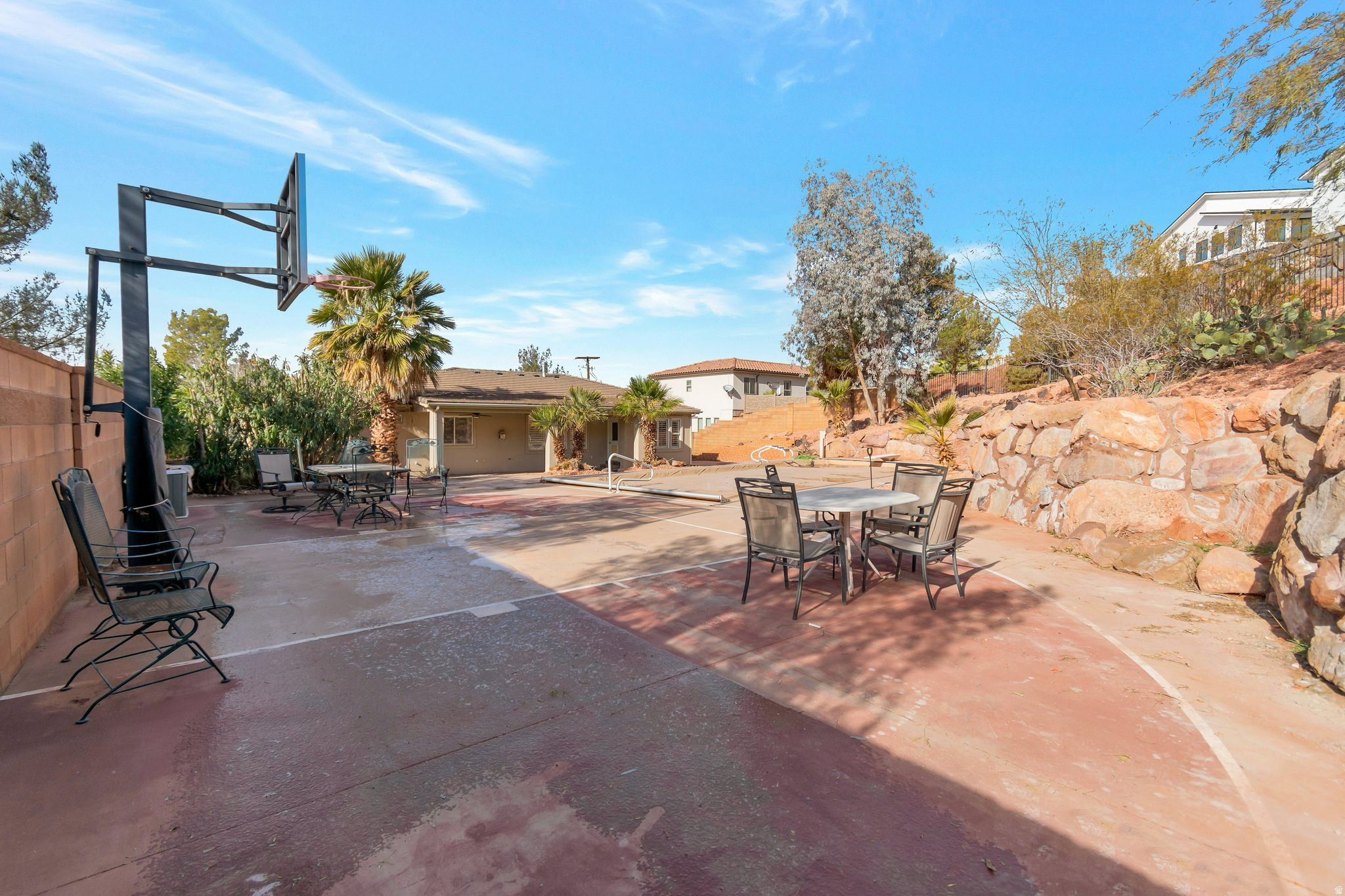 SHADOW MOUNTAIN 2 - Residential