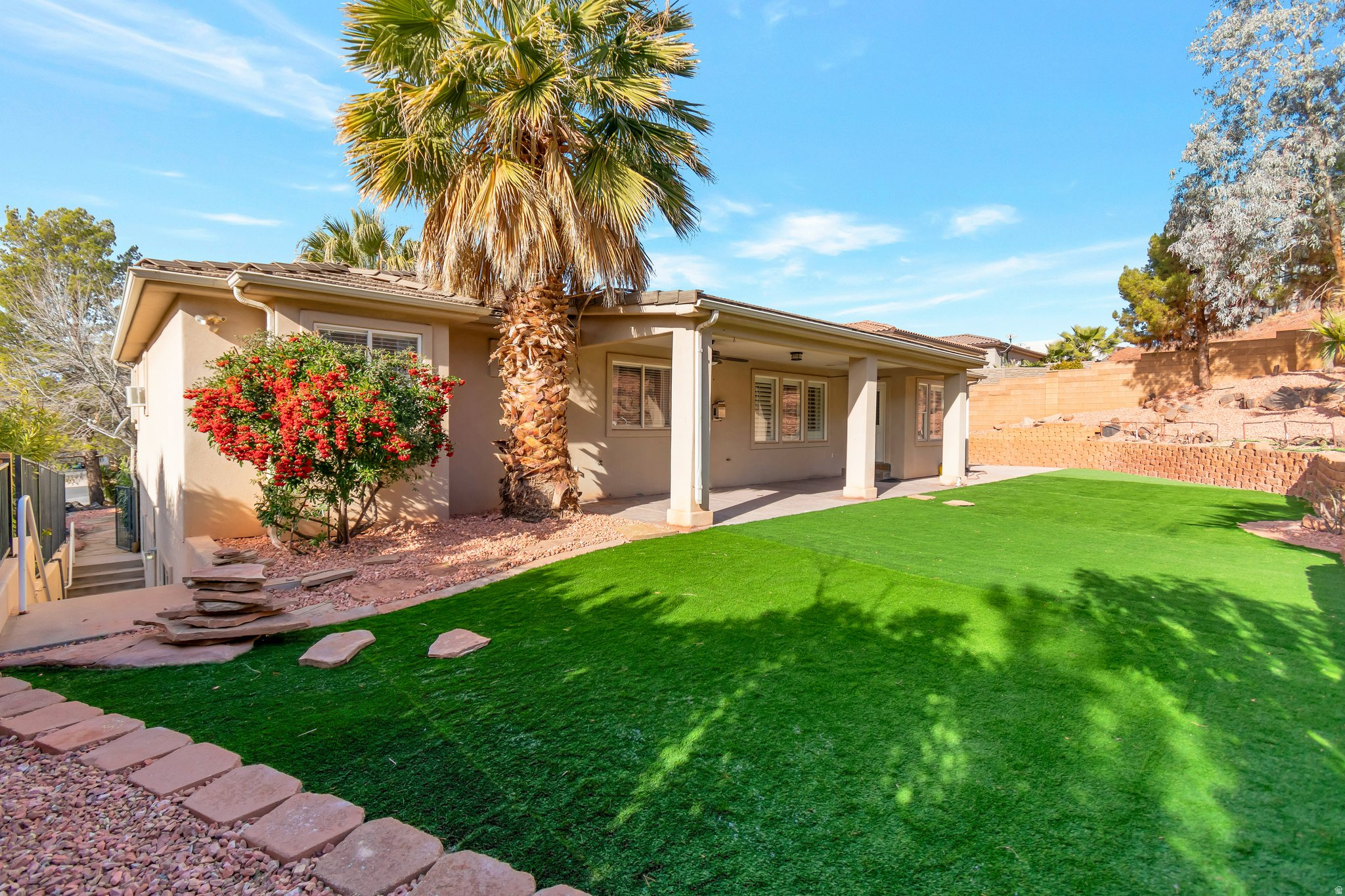 SHADOW MOUNTAIN 2 - Residential