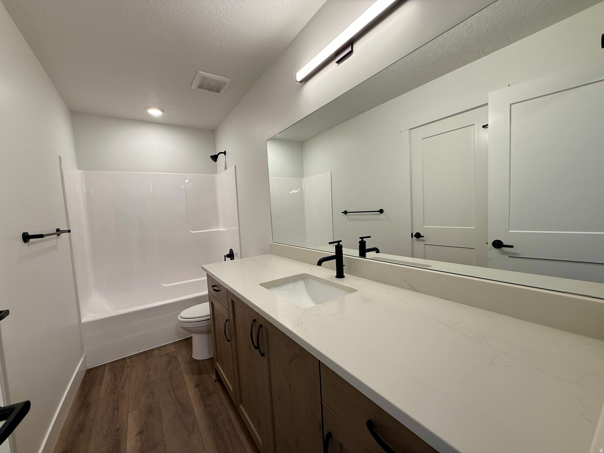 CREEKSIDE AT JDC RANCH - Residential