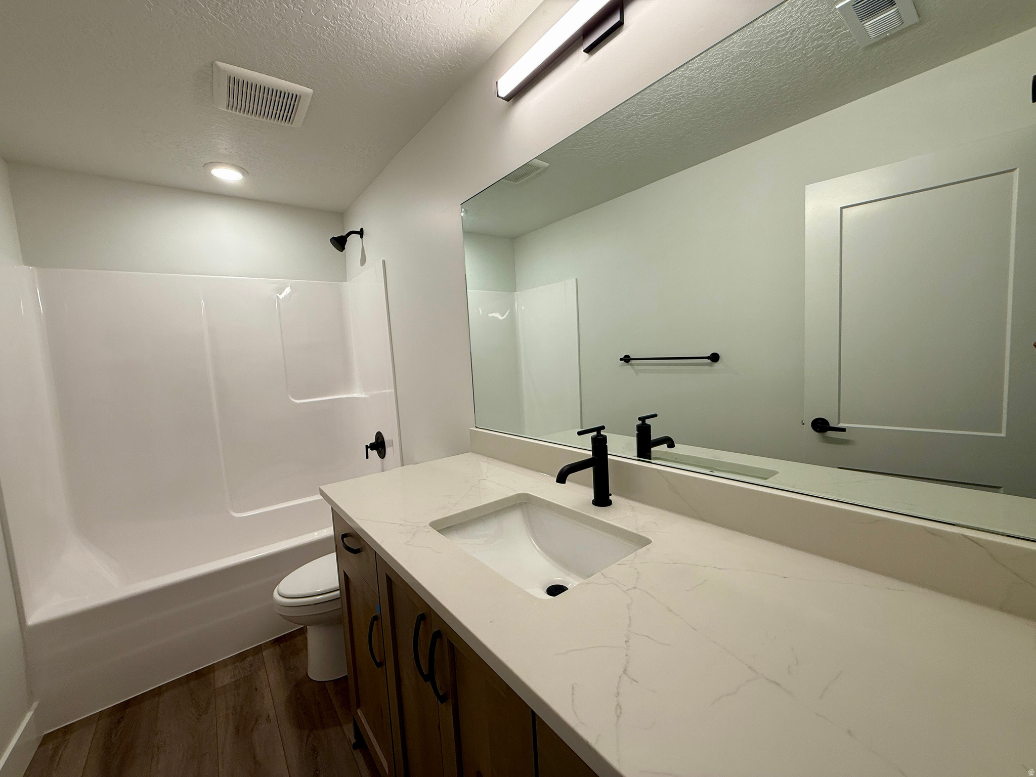 CREEKSIDE AT JDC RANCH - Residential