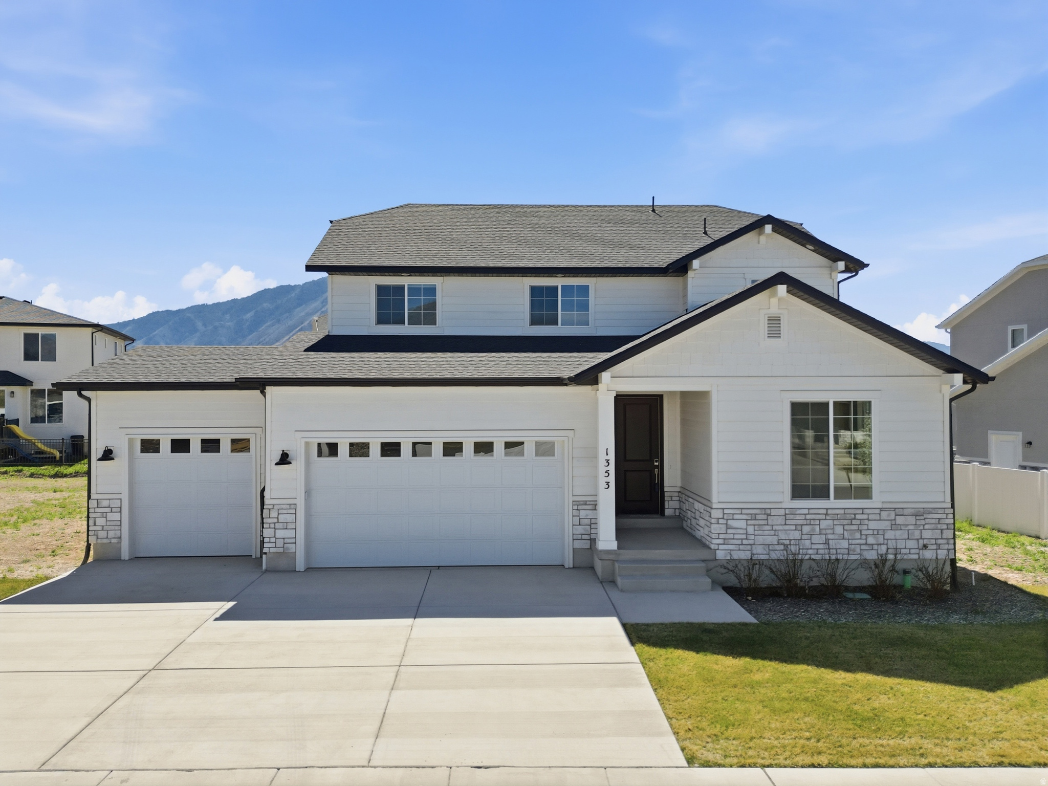 Price Reduced! BRAND NEW BEAUTIFUL home with 4 bedroom, 3 bath, 3 car garage, and an extra large CUL-DE-SAC lot.  This homing is stunning with thoughtful design: featuring the optional gourmet kitchen, double ovens, gas range cooktop, quartz countertops (through the whole home), under mount sinks, walk in pantry, mud room, and large great room. The main floor also features a bedroom and full bath, and a front office or living room. Stunning mountain views! Upstairs you find a spacious loft to entertain, and 3 additional bedrooms. The Primary Suite is large and has a large bathroom with double vanity, separate, tub, and shower, and a large walk in closet! The unfinished basement offers plenty of room to grow and features a 9-foot foundation and extra-large windows.  Call for your private showing right away.  This is your opportunity!