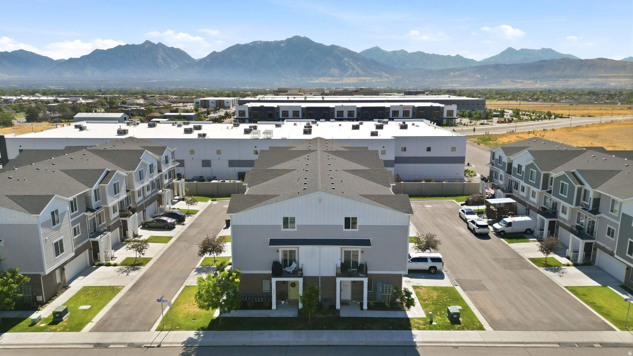 PARKSIDE - Residential