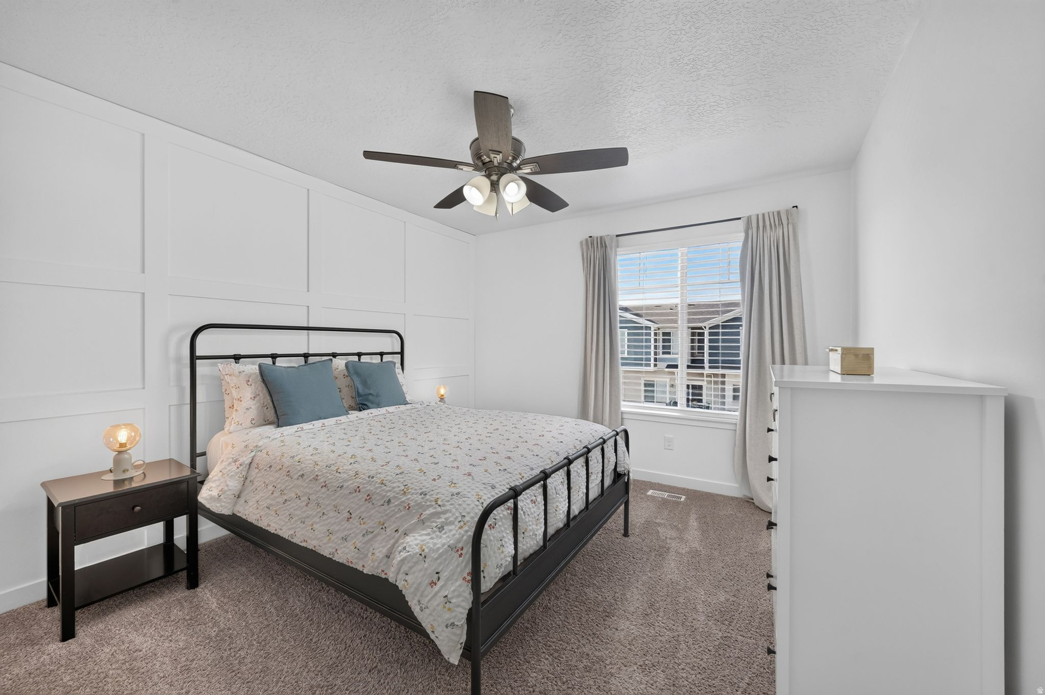 PARKSIDE - Residential