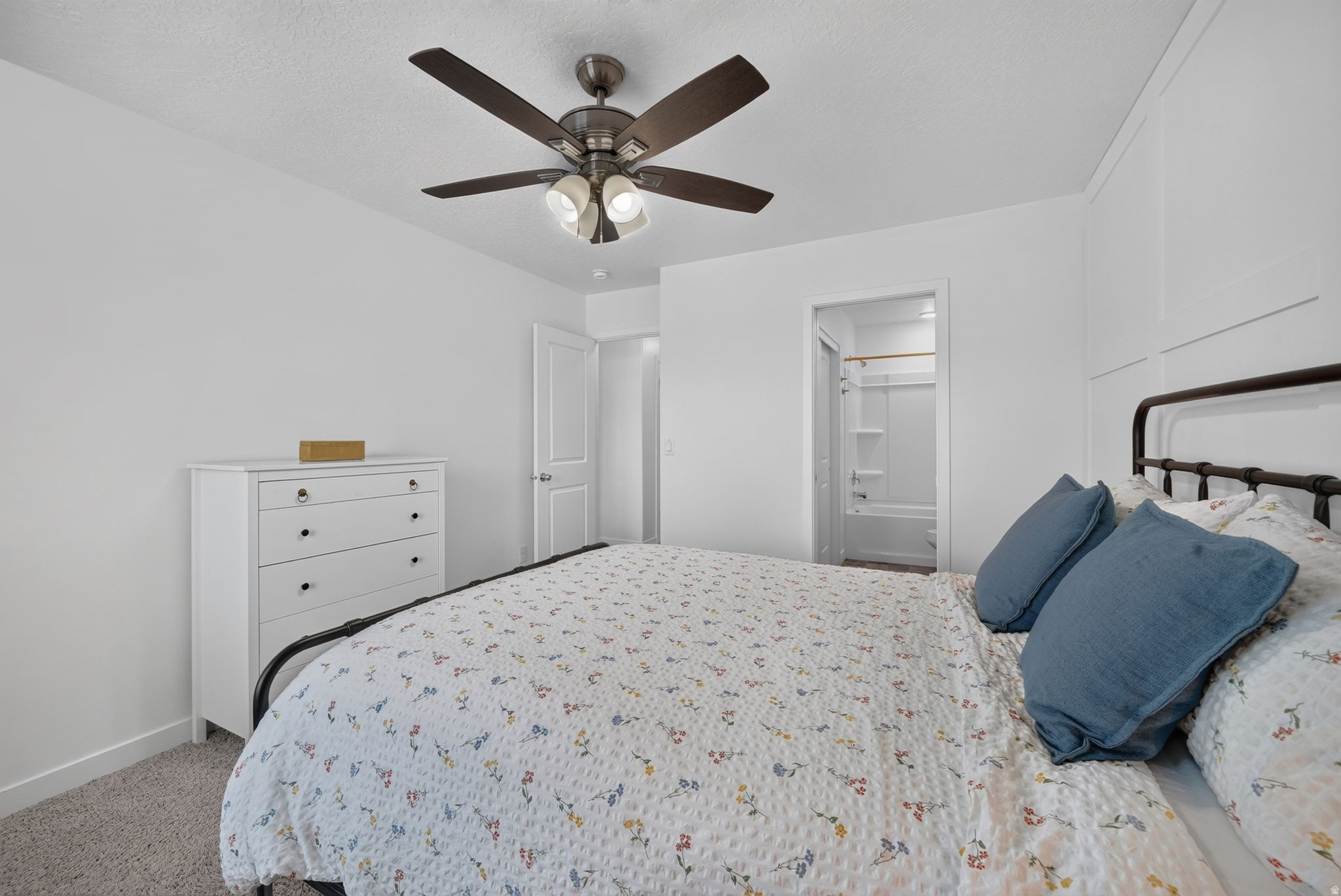 PARKSIDE - Residential