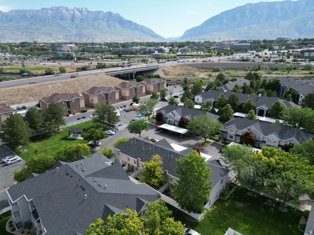 COUNTRY WOODS - Residential