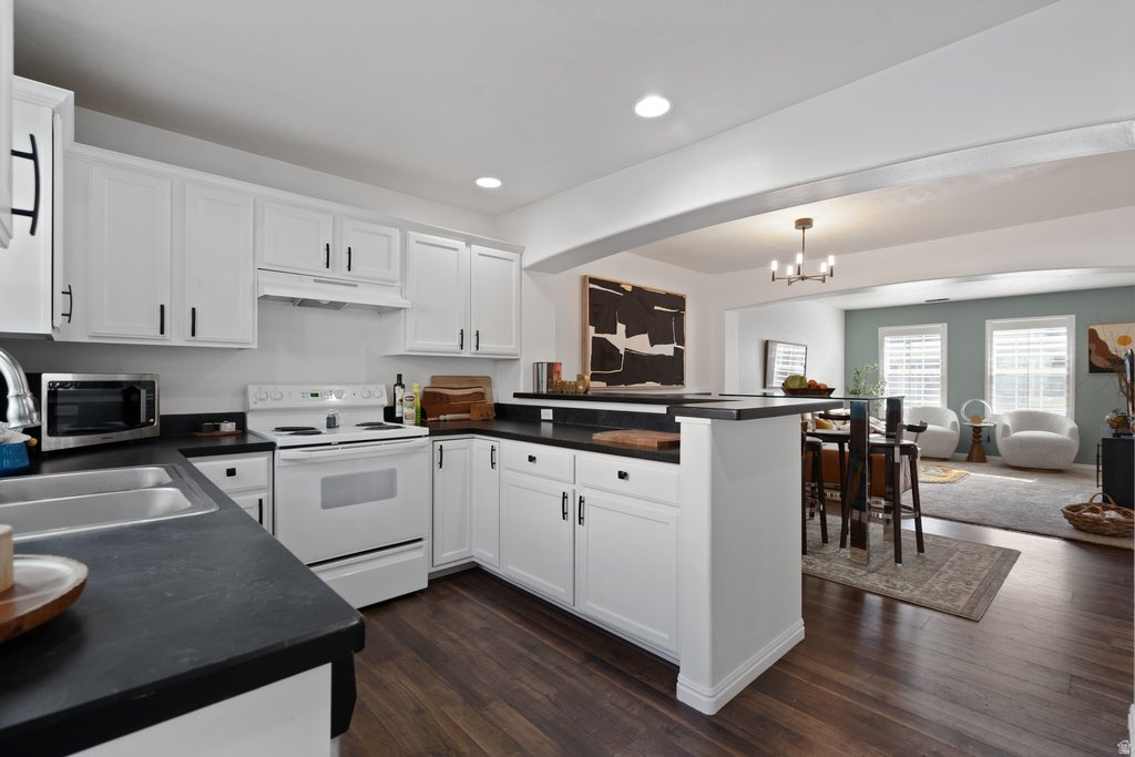 COUNTRY WOODS - Residential
