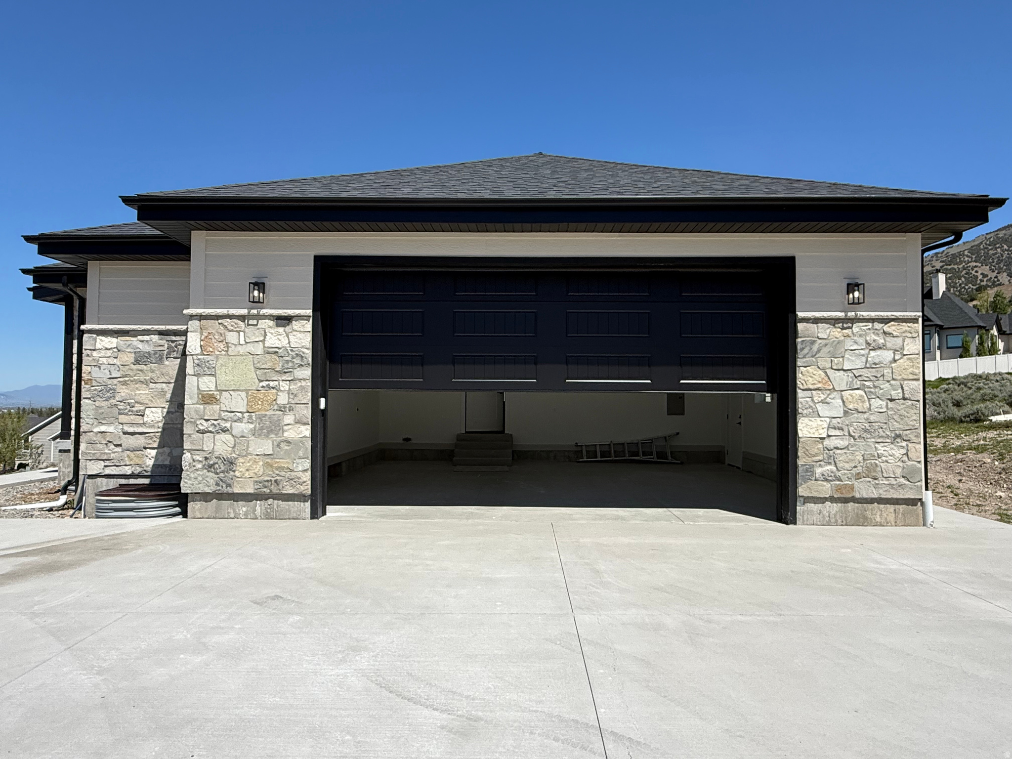DEER CREST - Residential