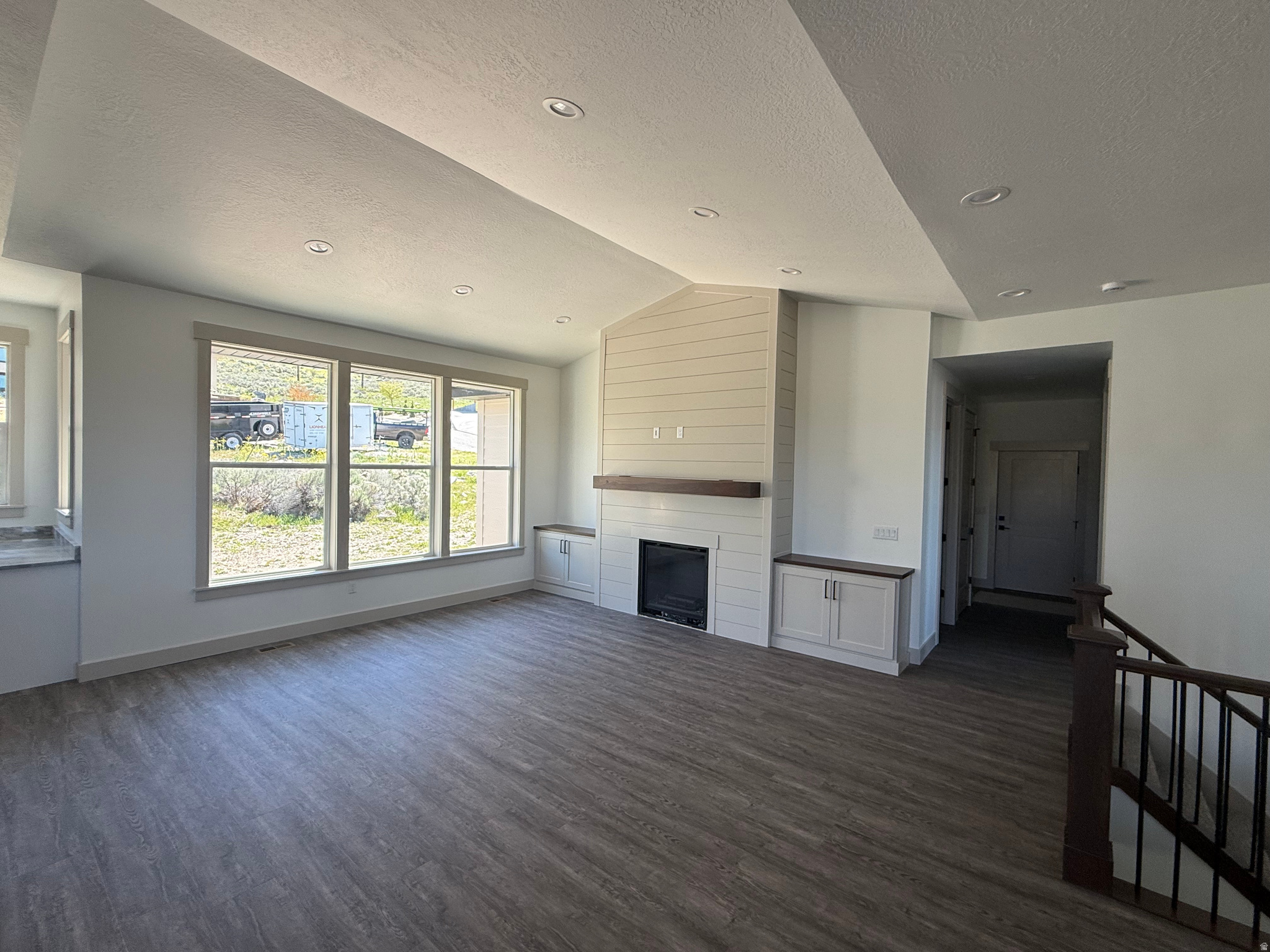 DEER CREST - Residential