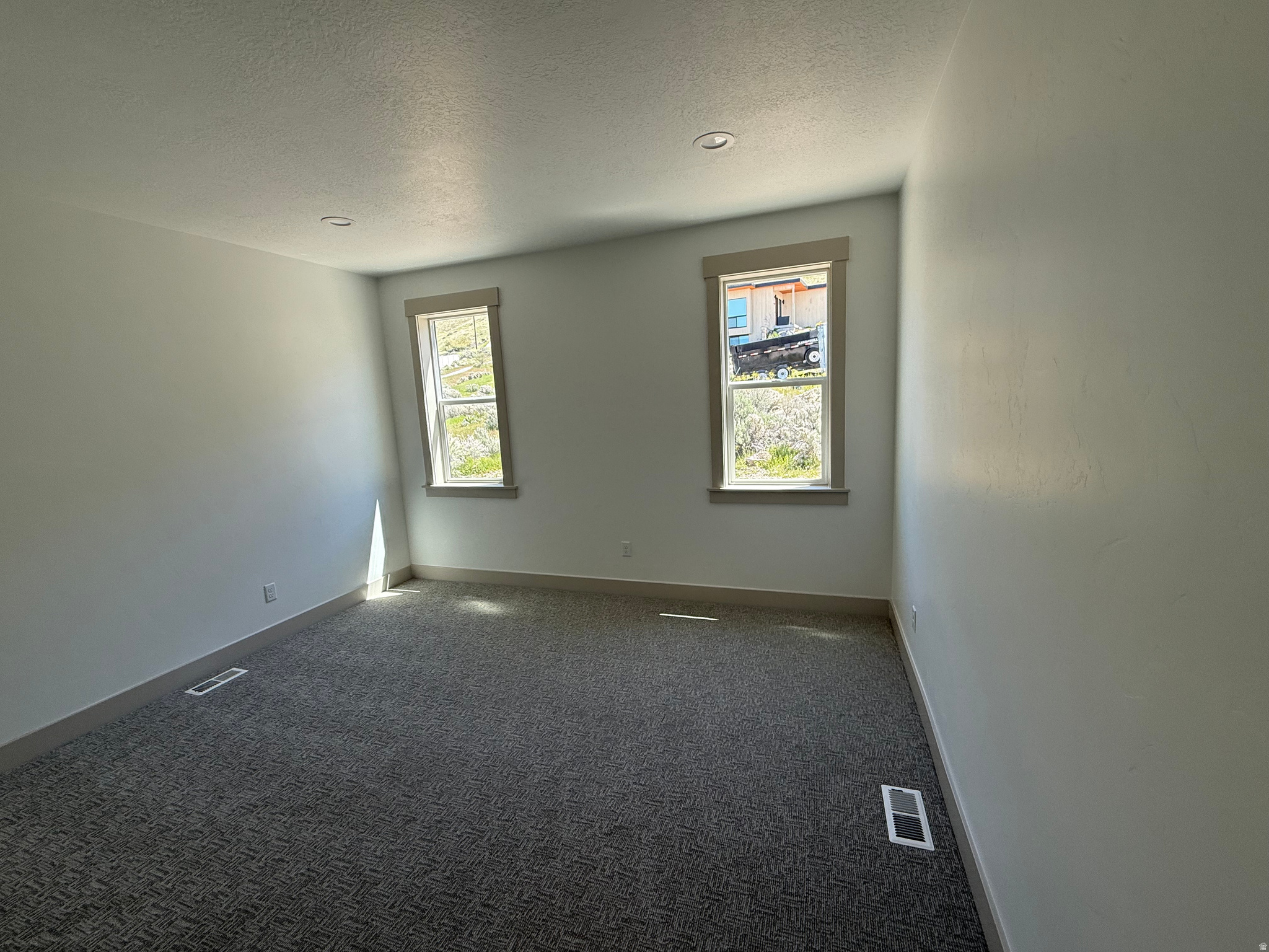 DEER CREST - Residential