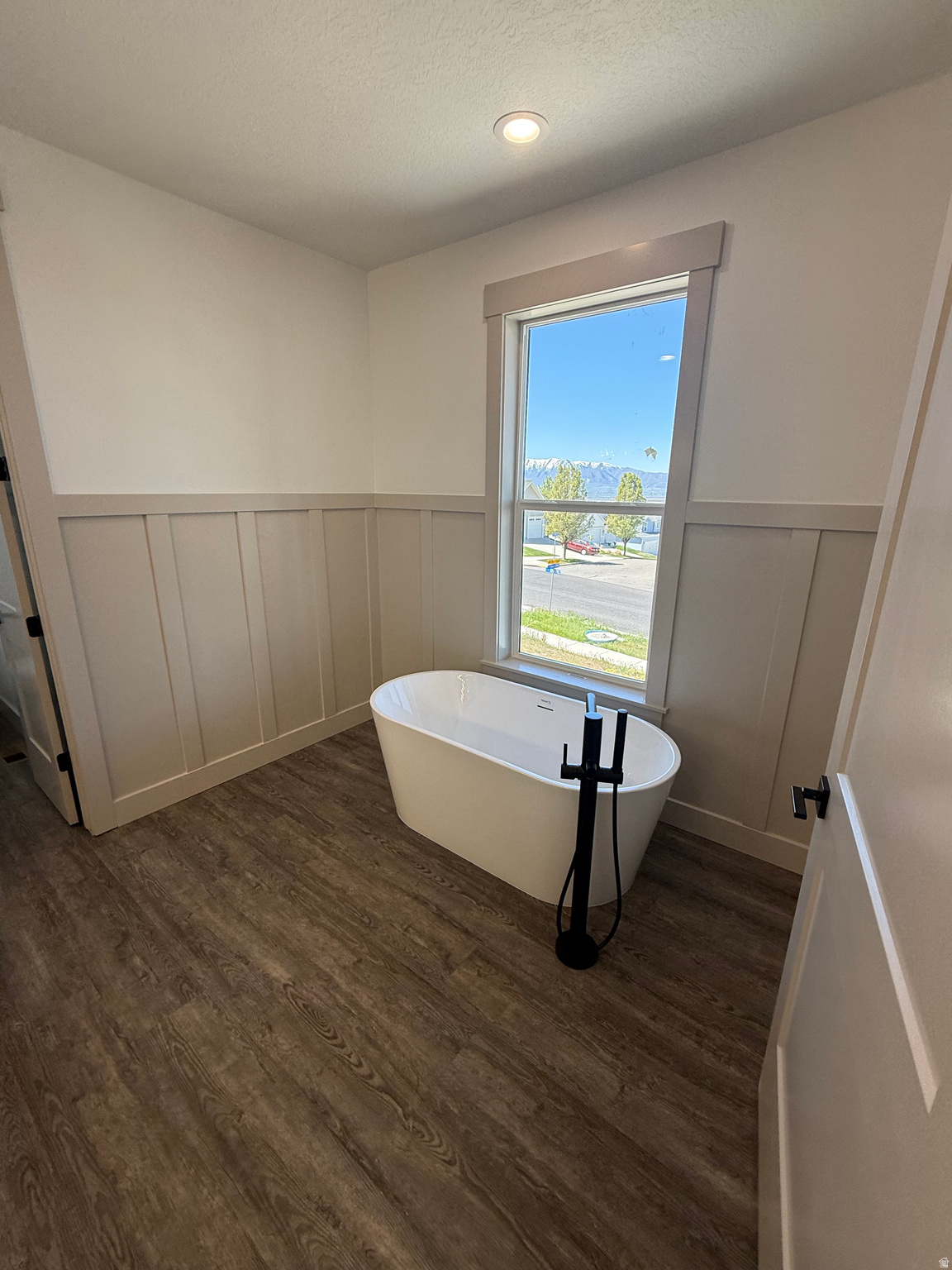 DEER CREST - Residential