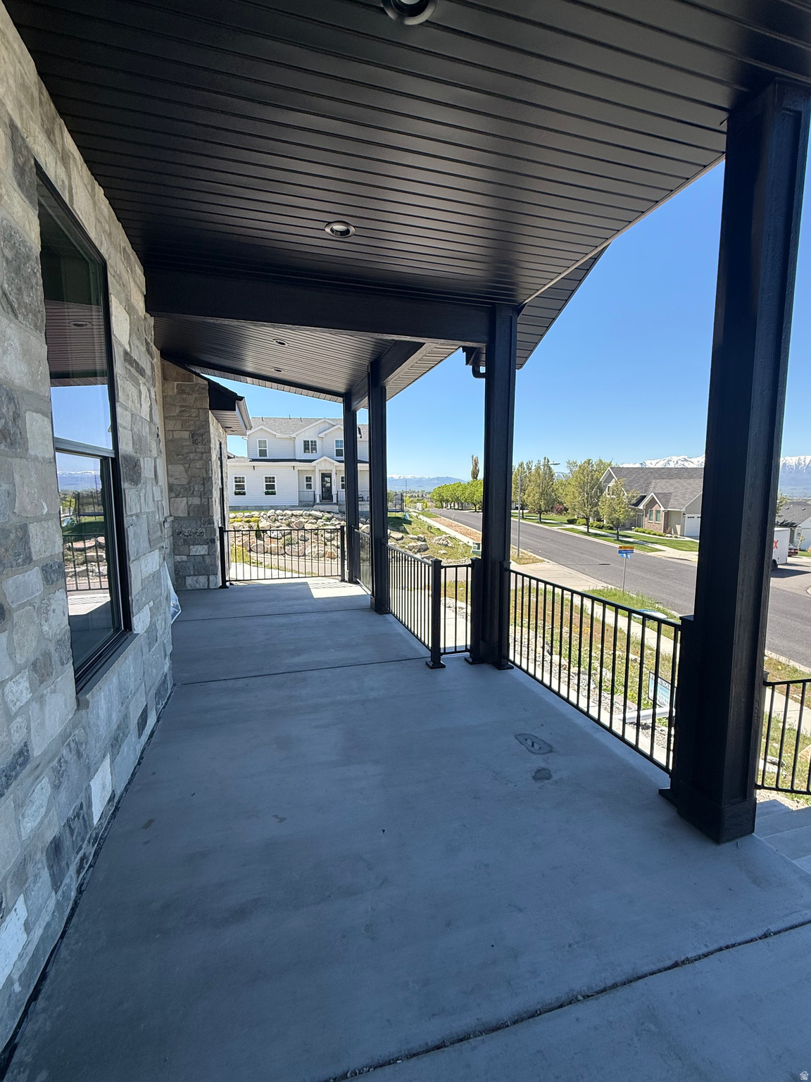 DEER CREST - Residential