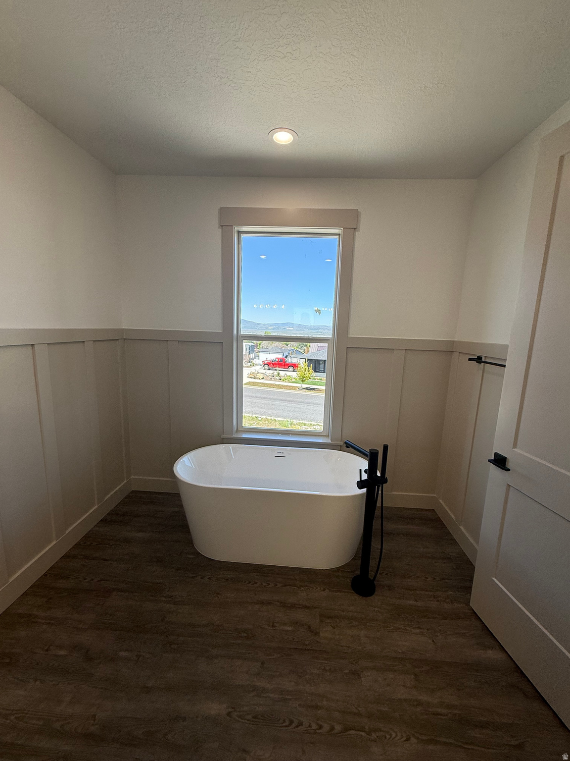 DEER CREST - Residential
