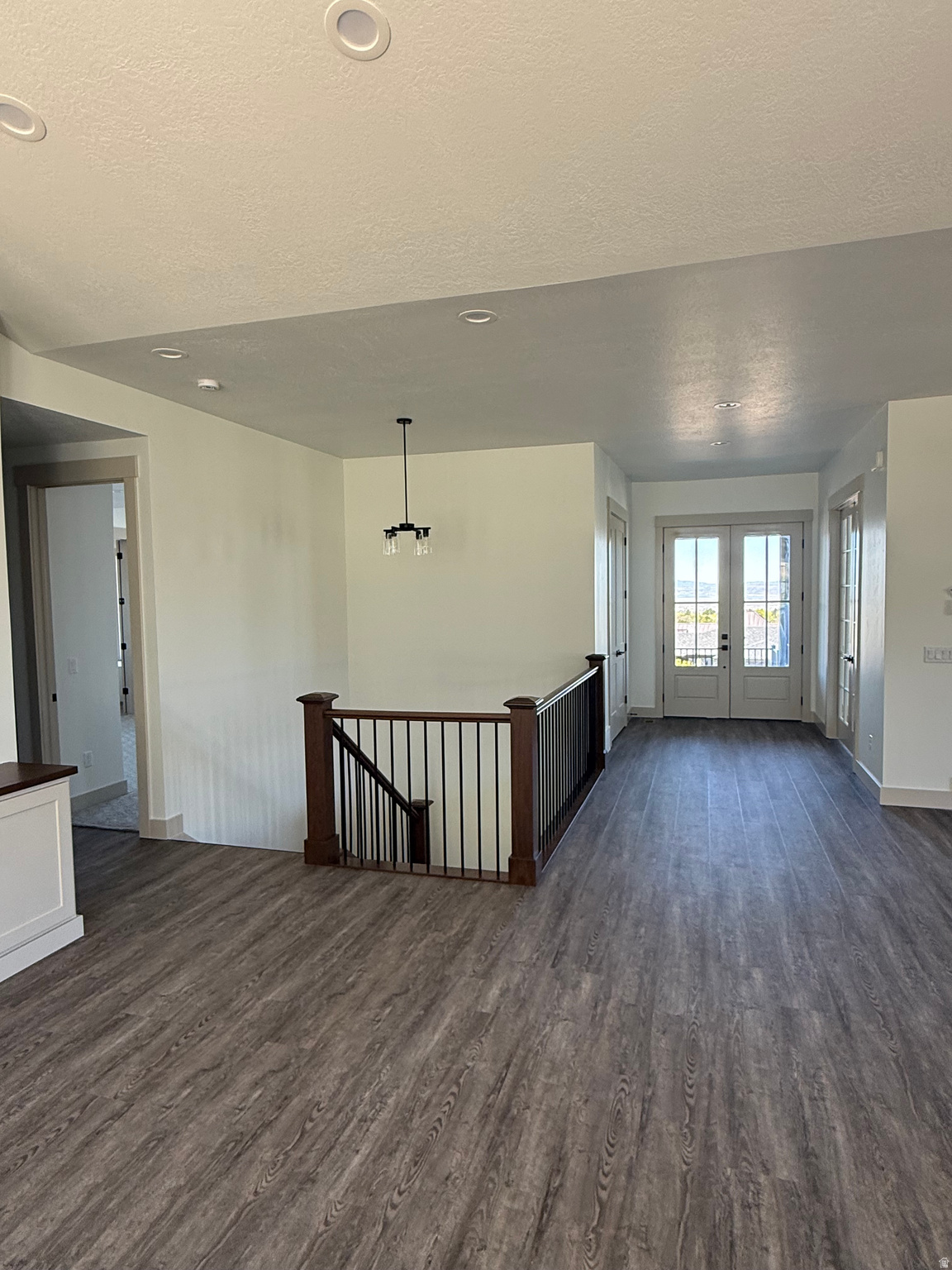 DEER CREST - Residential