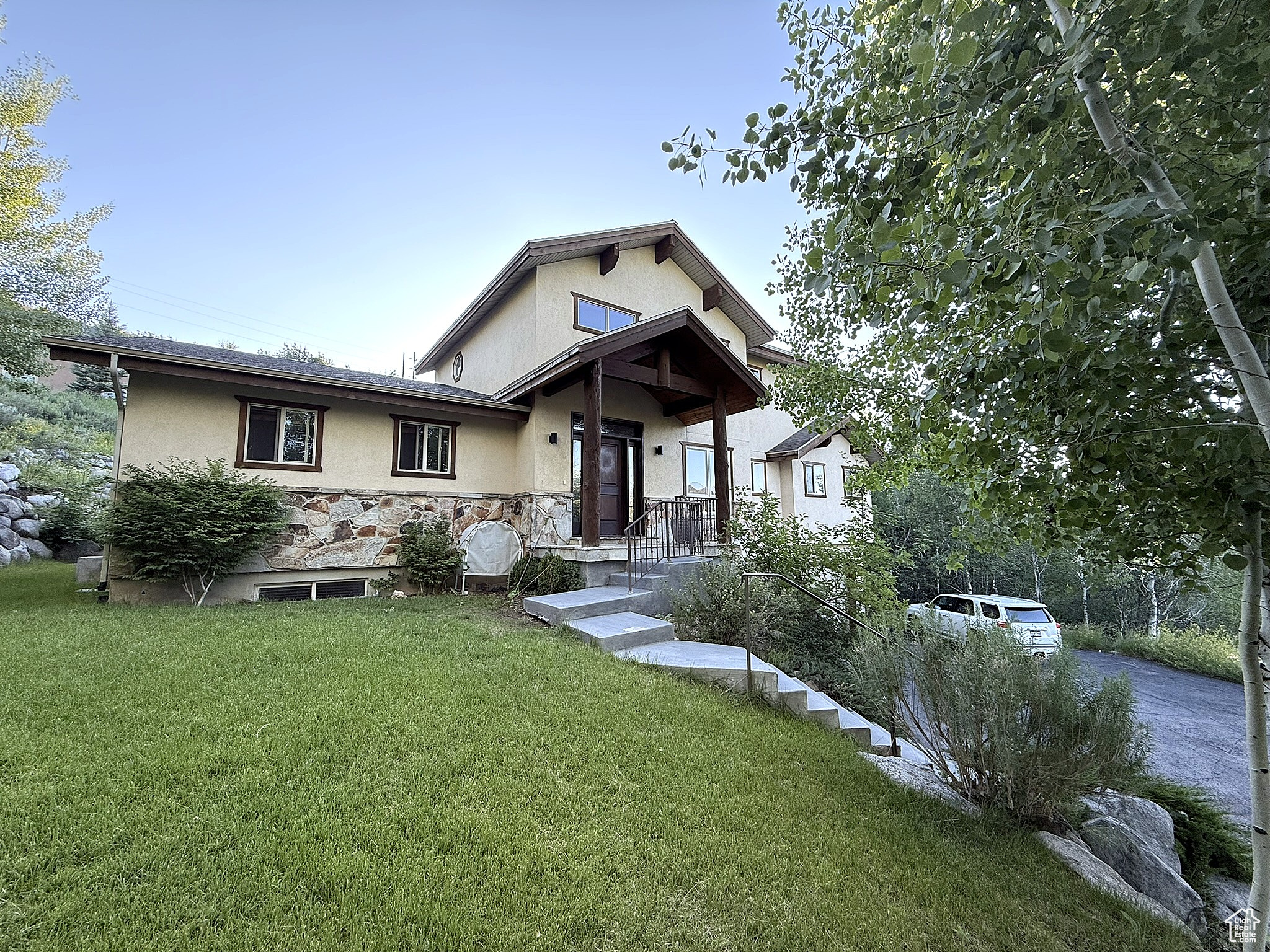 HIGH MEADOWS AT PINEBROOK - Residential
