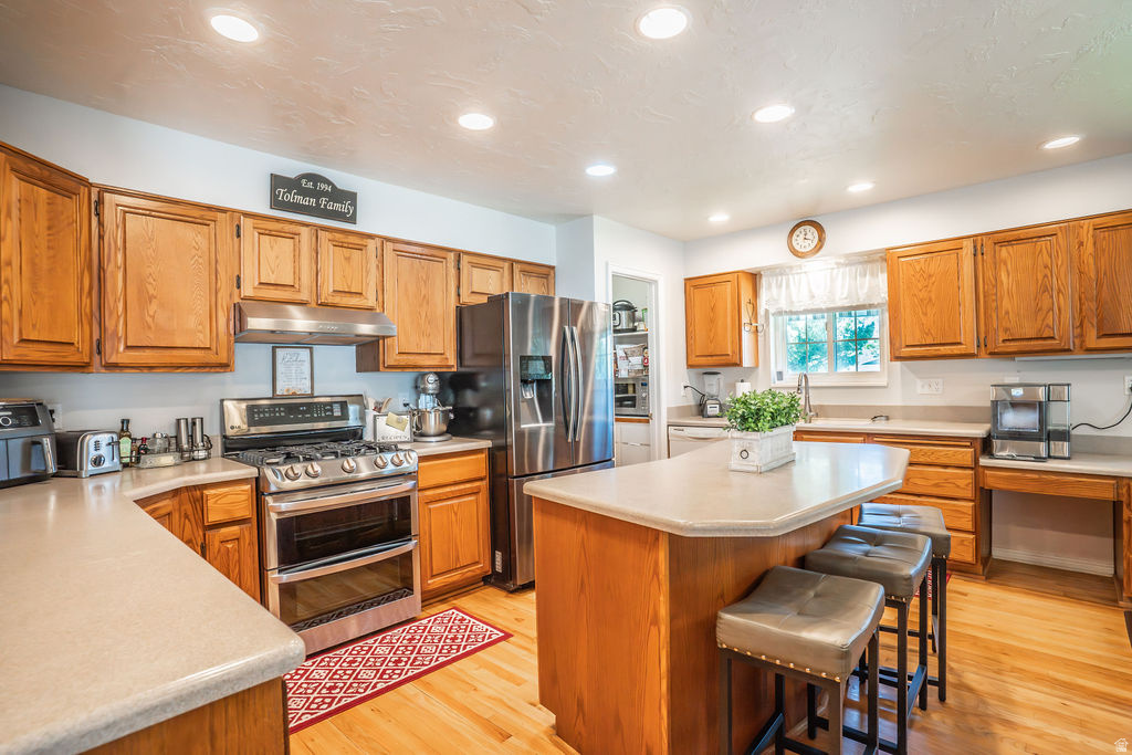 CORNER STONE CONDO - Residential