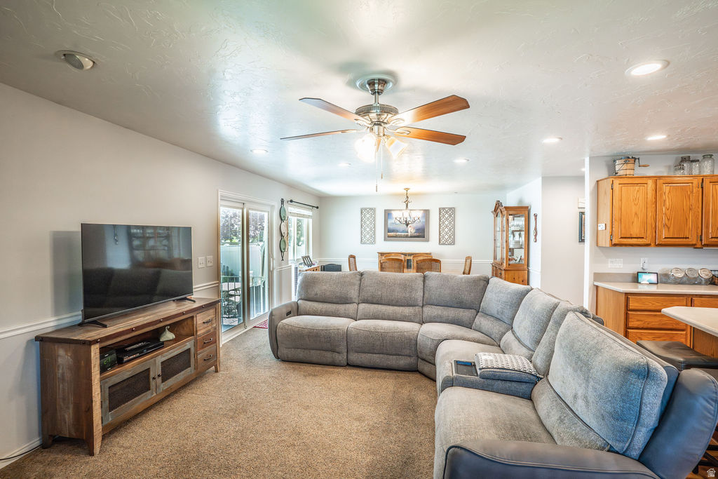 CORNER STONE CONDO - Residential