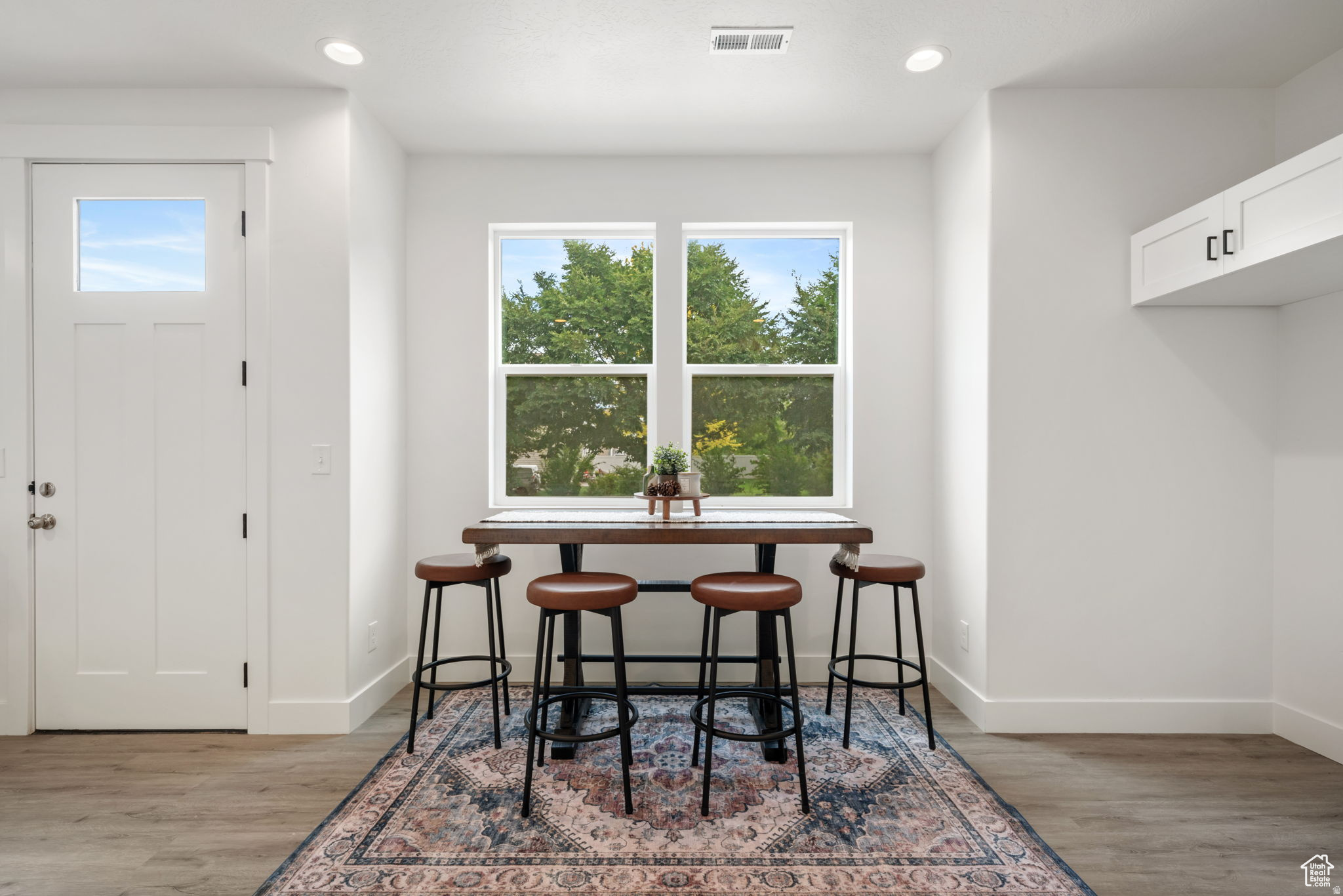 WEST FIELD CENTRAL - Residential